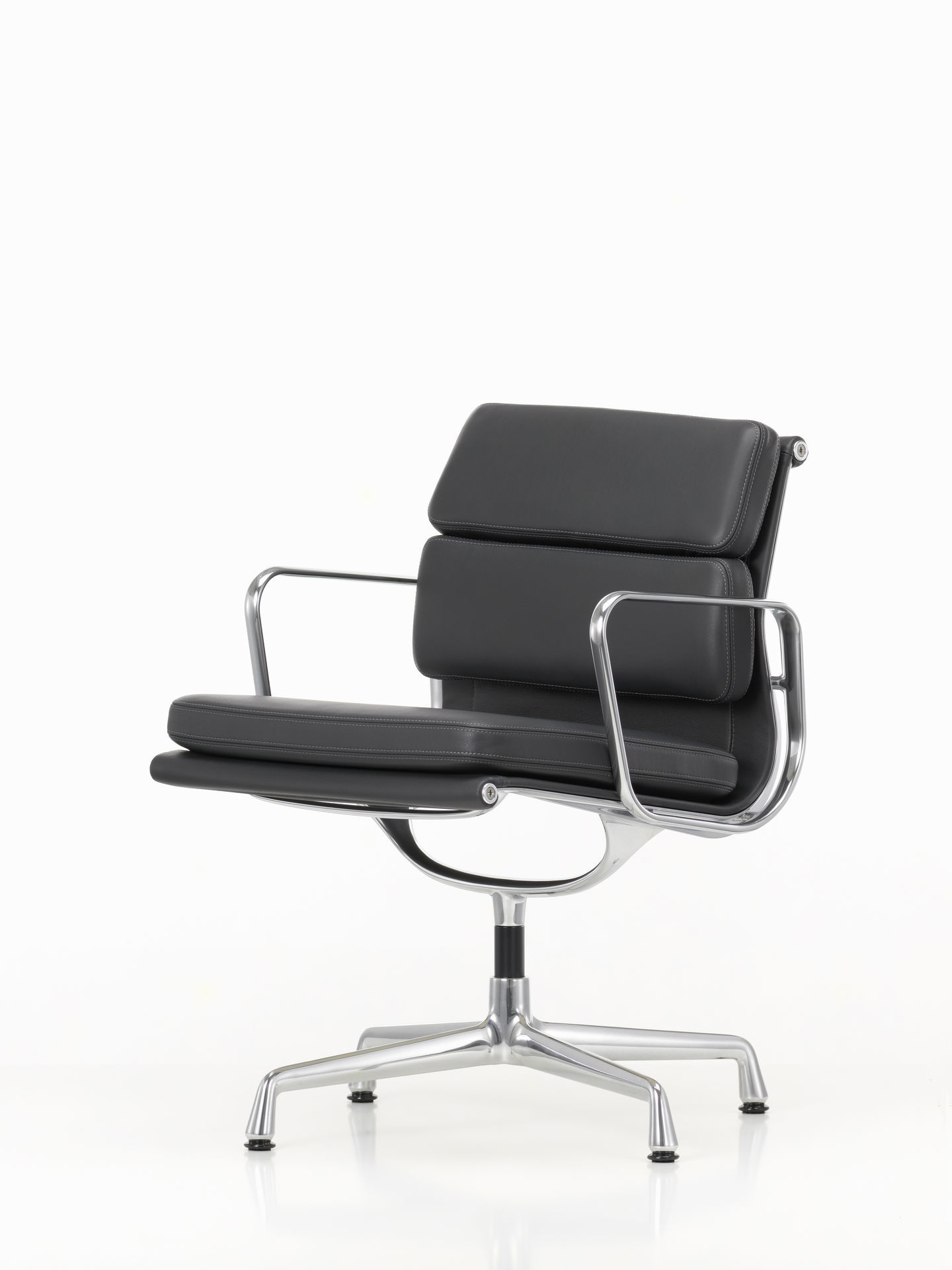 Soft Pad Chair EA207 / EA 207 Fauteuil Vitra