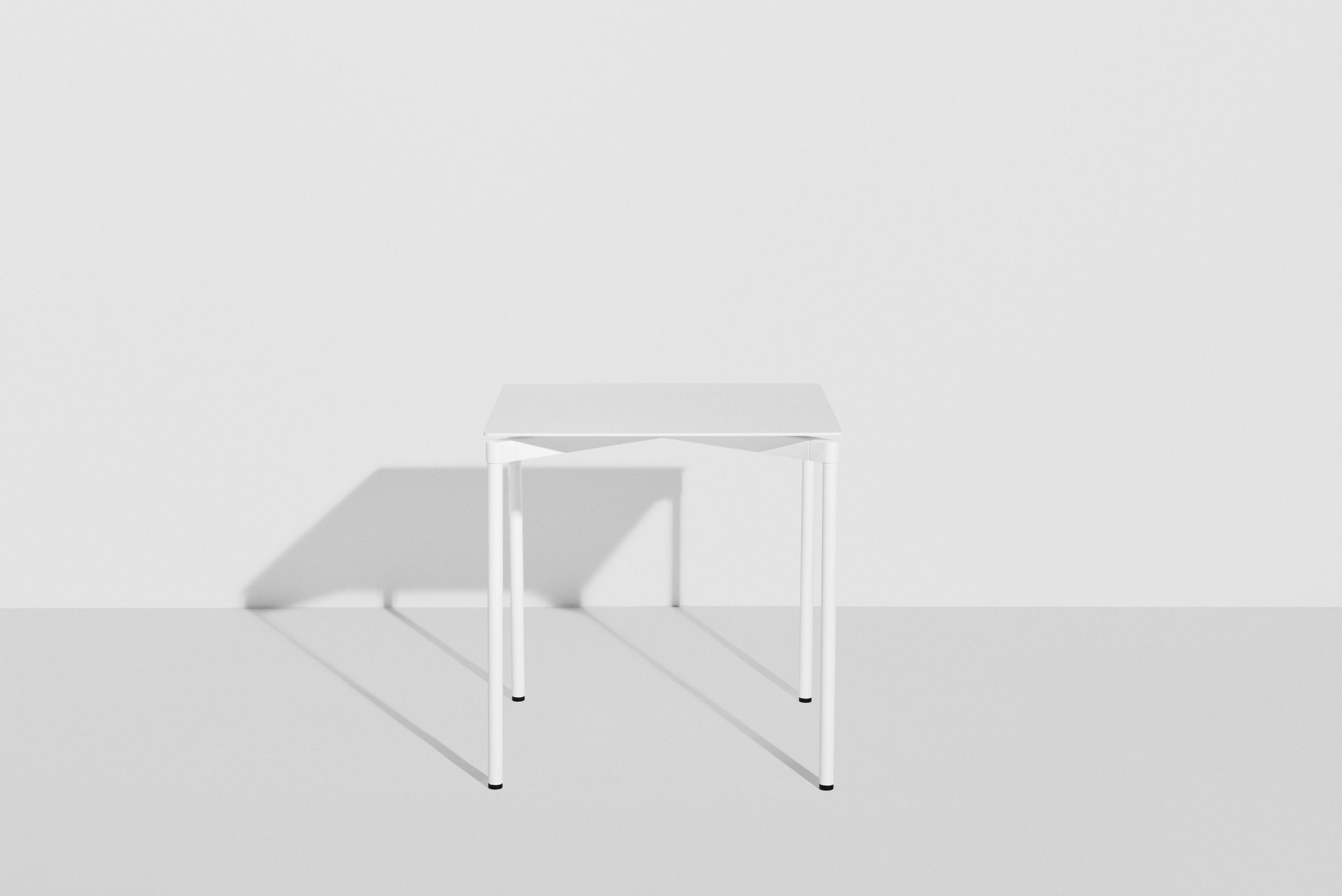 Fromme Dining Table Square Table de salle à manger carrée Petite Friture Blanc