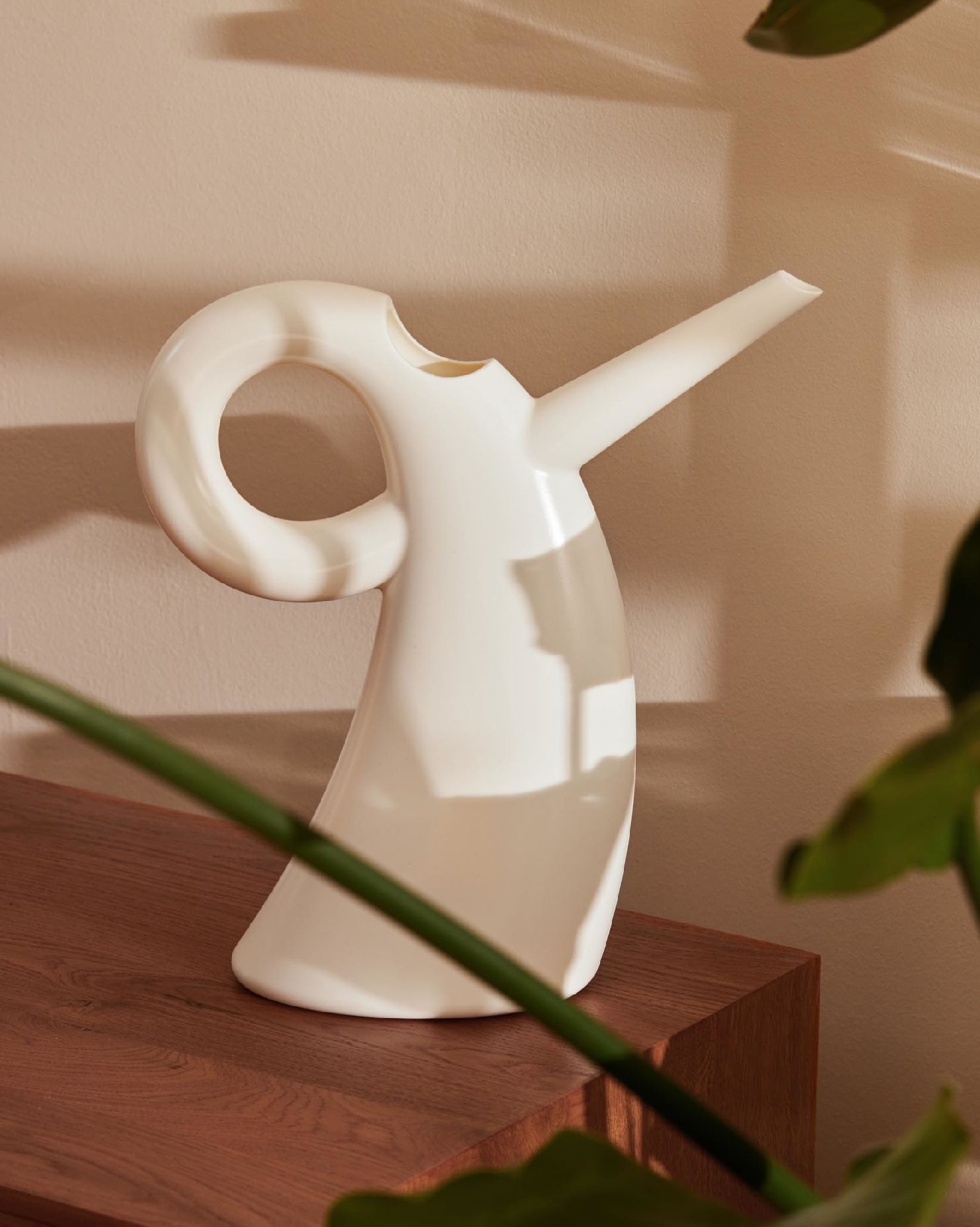 Diva arrosoir AEA03 Alessi