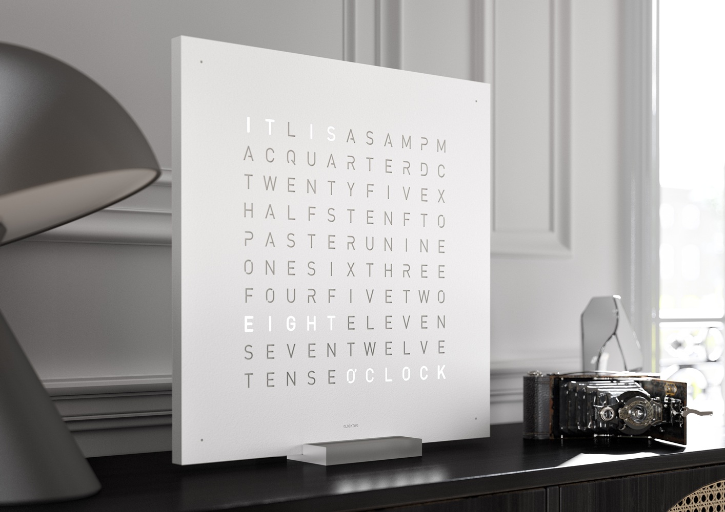 Earth 45 Steel Series Horloge murale / Objet temporel Allemande QLOCKTWO