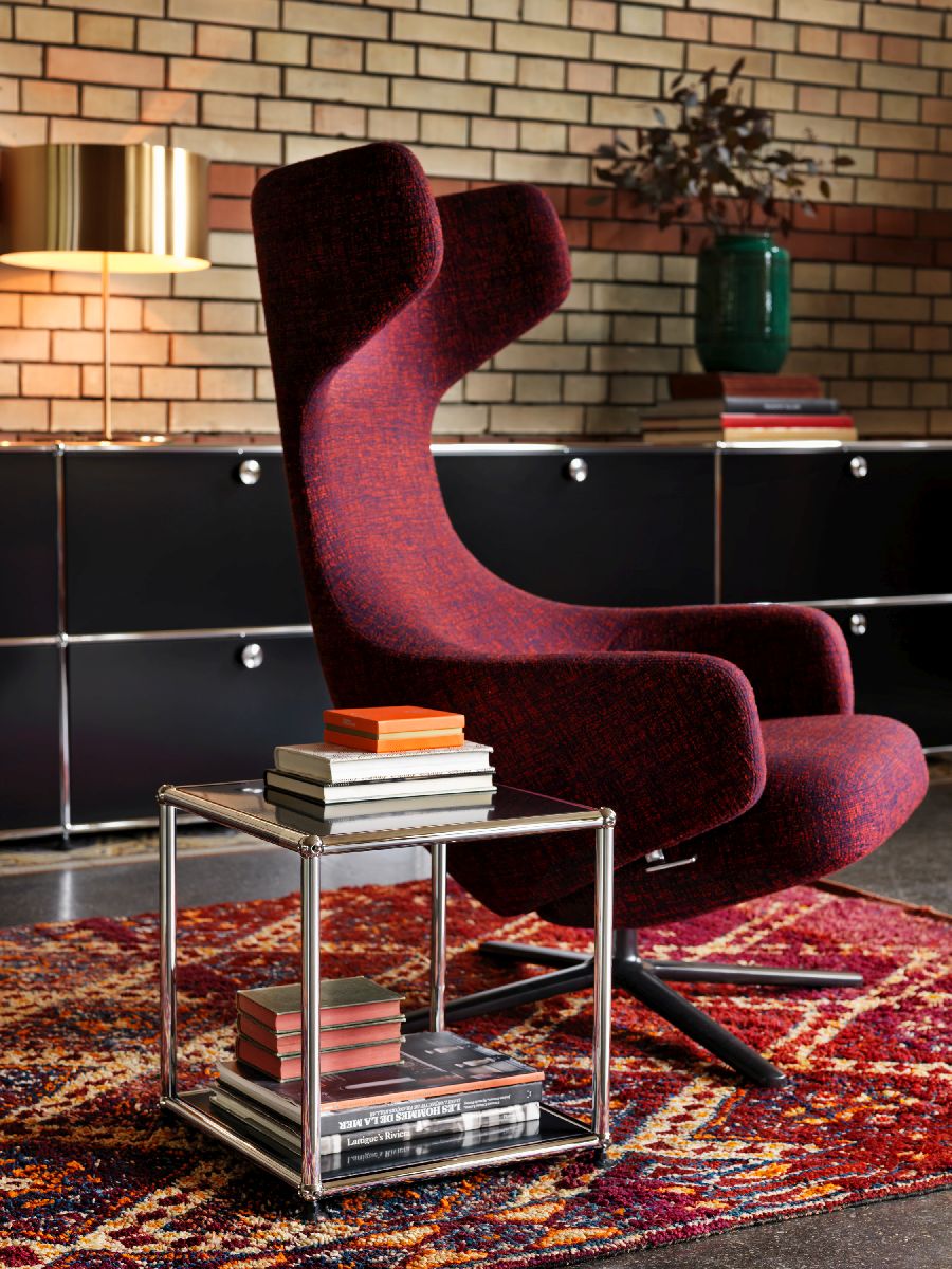 USM Haller Table d'appoint M21 ouverte et étroite, expédition rapide, bleu gentiane