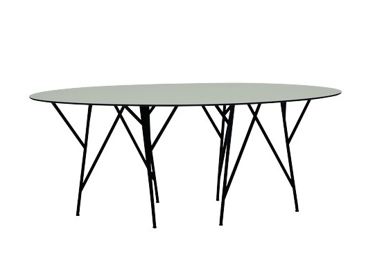 Astwerk Outdoor Table Jan Kurtz