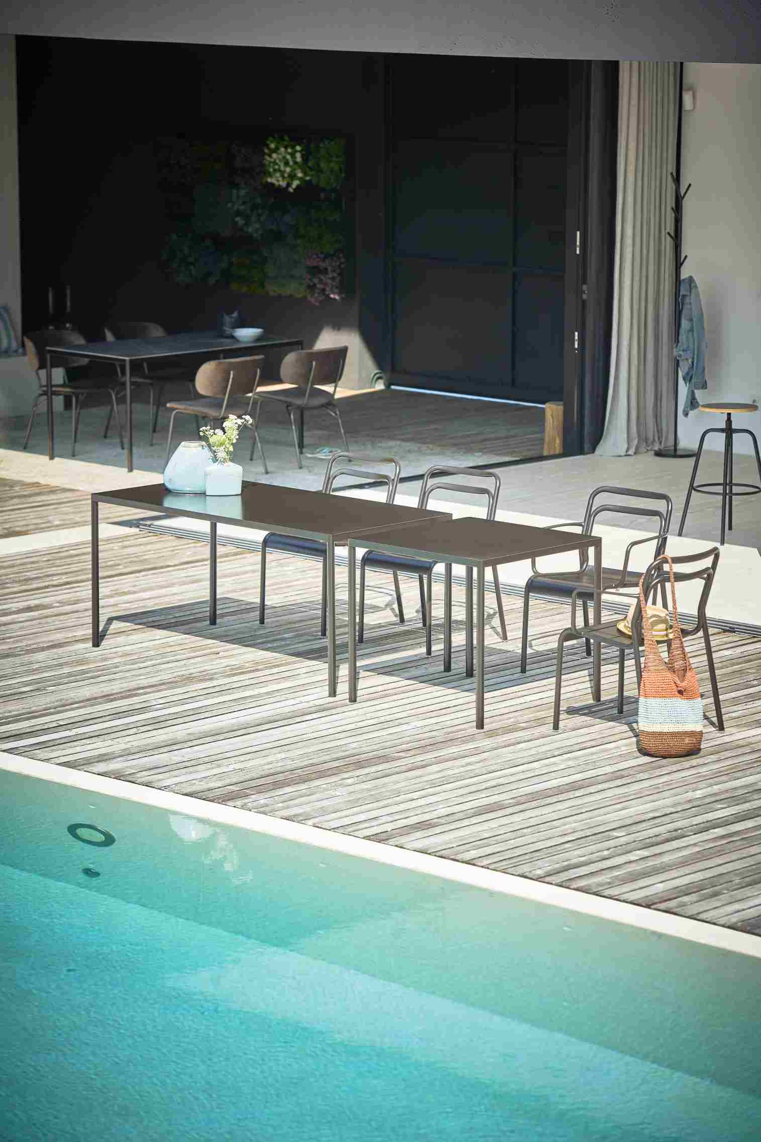 Live Table Outdoor Jan Kurtz