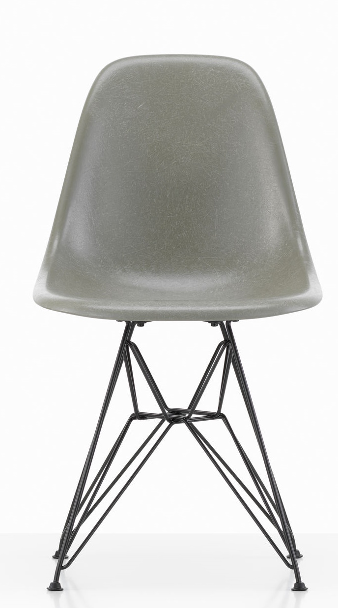 Eames Fiberglass Chair DSR chaise Vitra