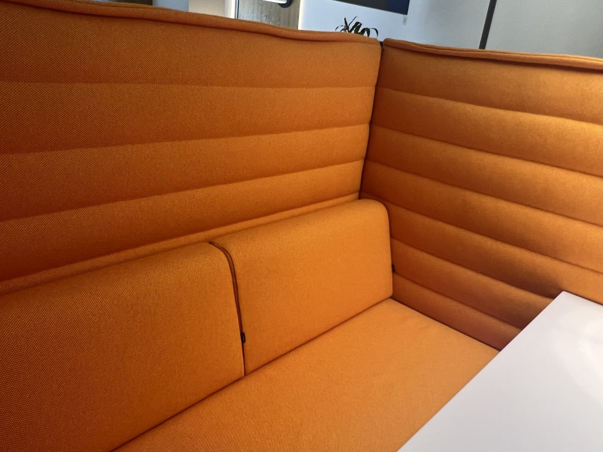 Alcove Cabin Highback 2 places Vitra PIÈCE D'EXPOSITION / MOBILIER D'OCCASION