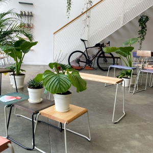 D:002 Table d'appoint Fuchs & Habicht