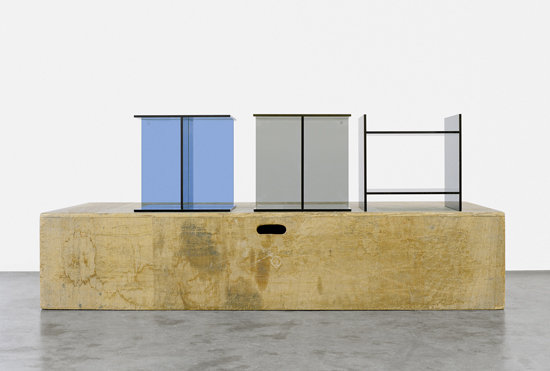 CT08 Vier Table d'appoint de Philipp Mainzer e15