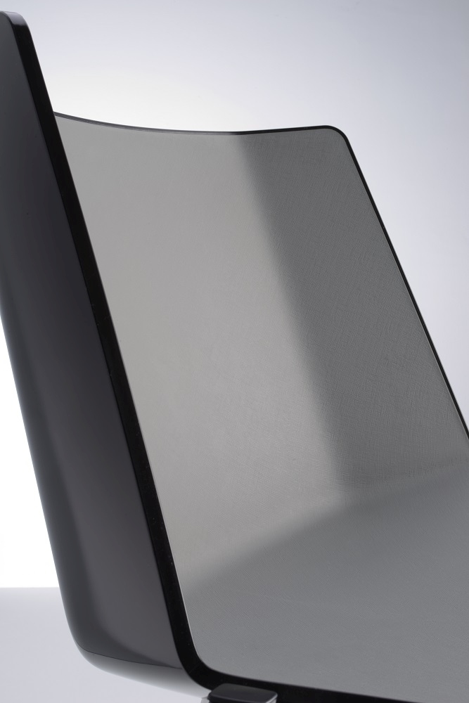 AÏKU Chaise 4 pieds en métal Noir MDF Italia