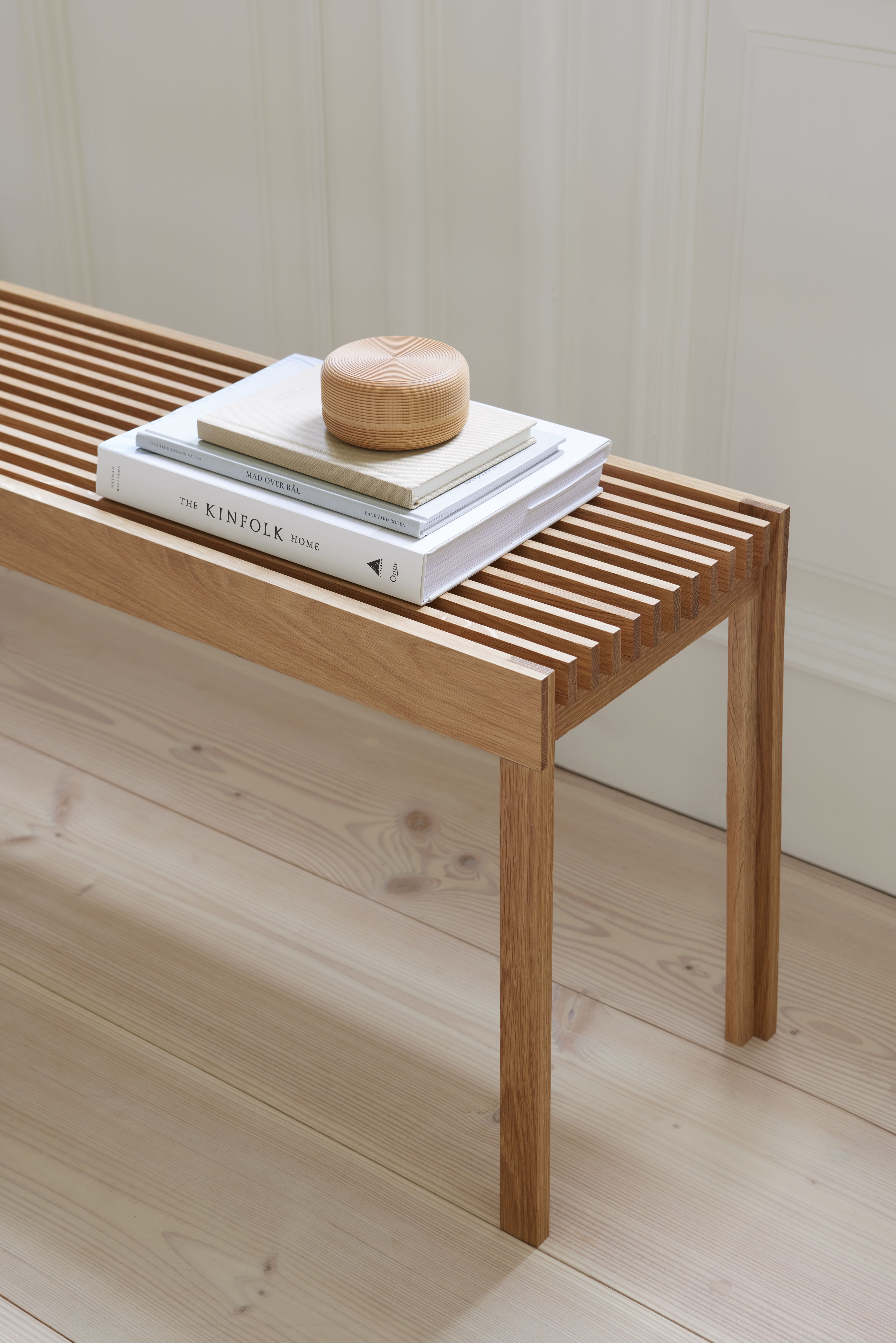 Banc Lightweight chêne huilé Form & Refine