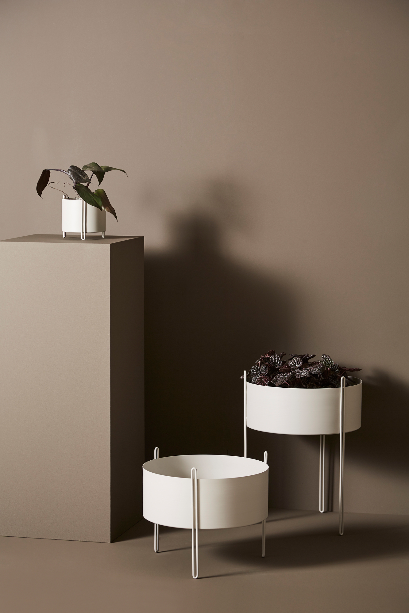 Pidestall Jardinière Grand Taupe Woud