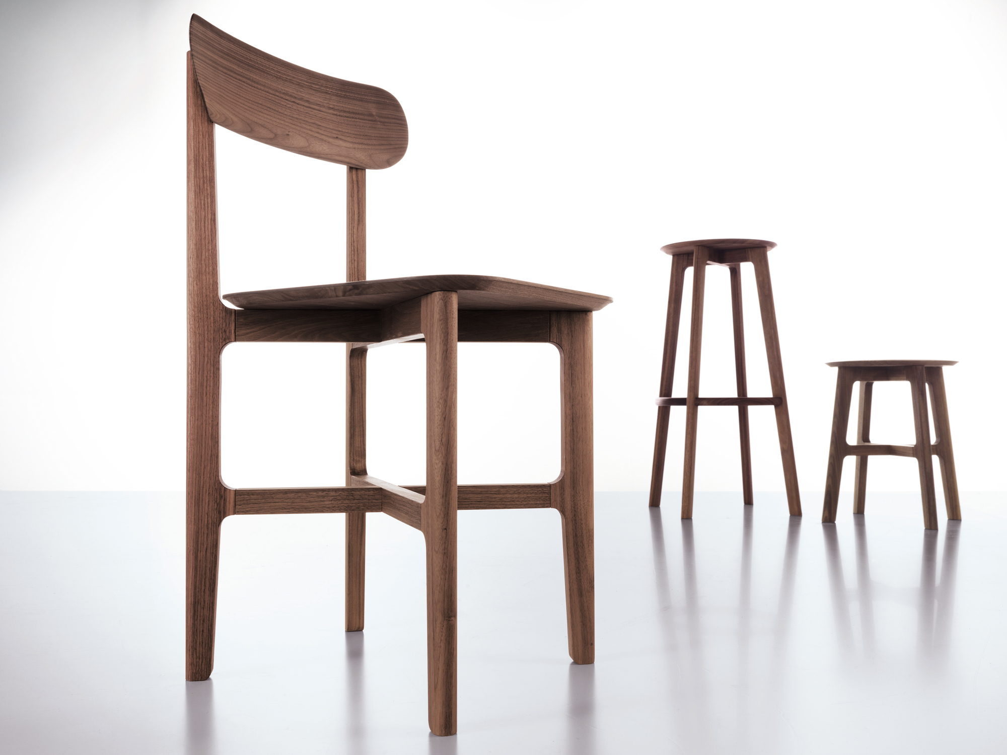 1.3 tabourets de bar hauteur 80 période