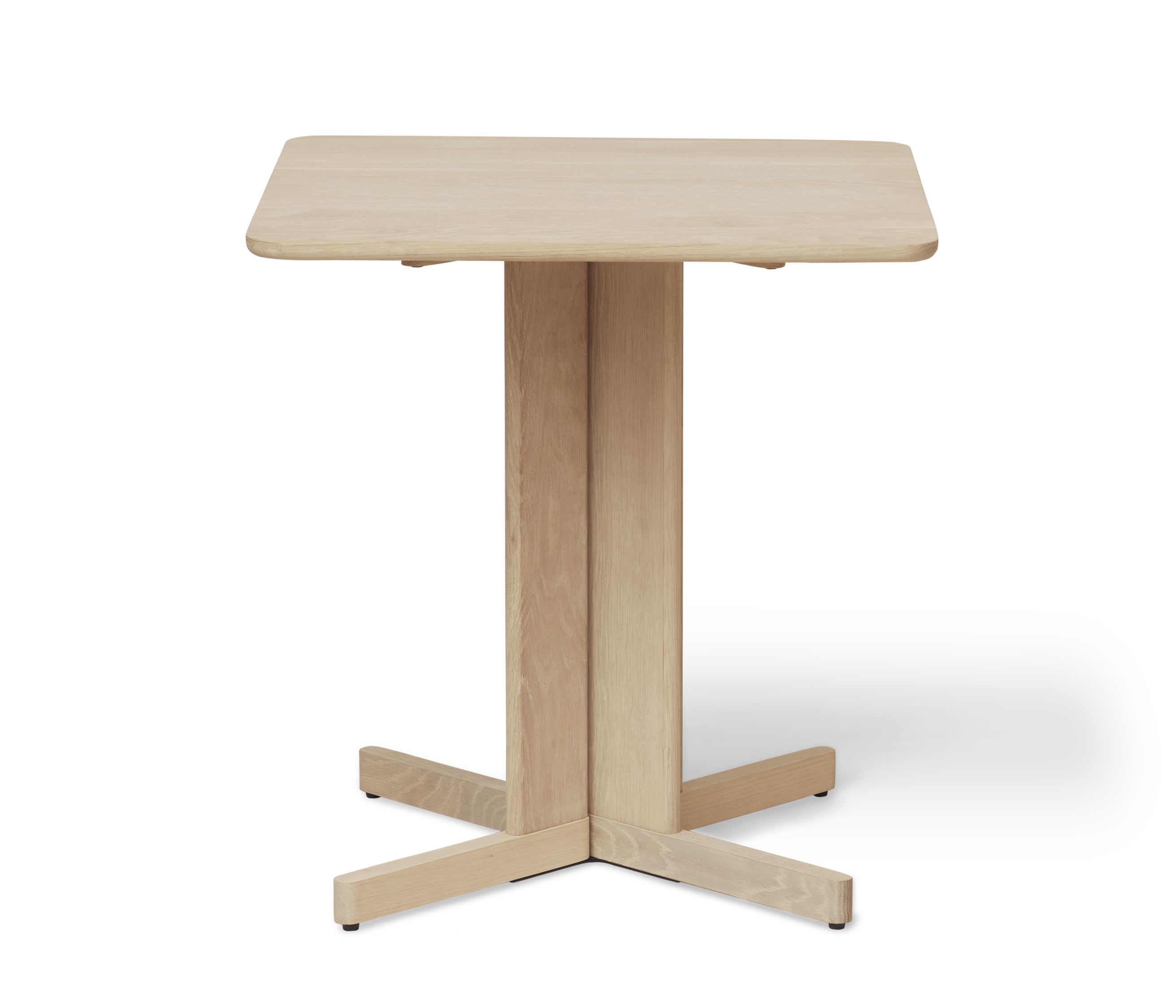 Quatrefoil Table blanche huilée Form & Refine