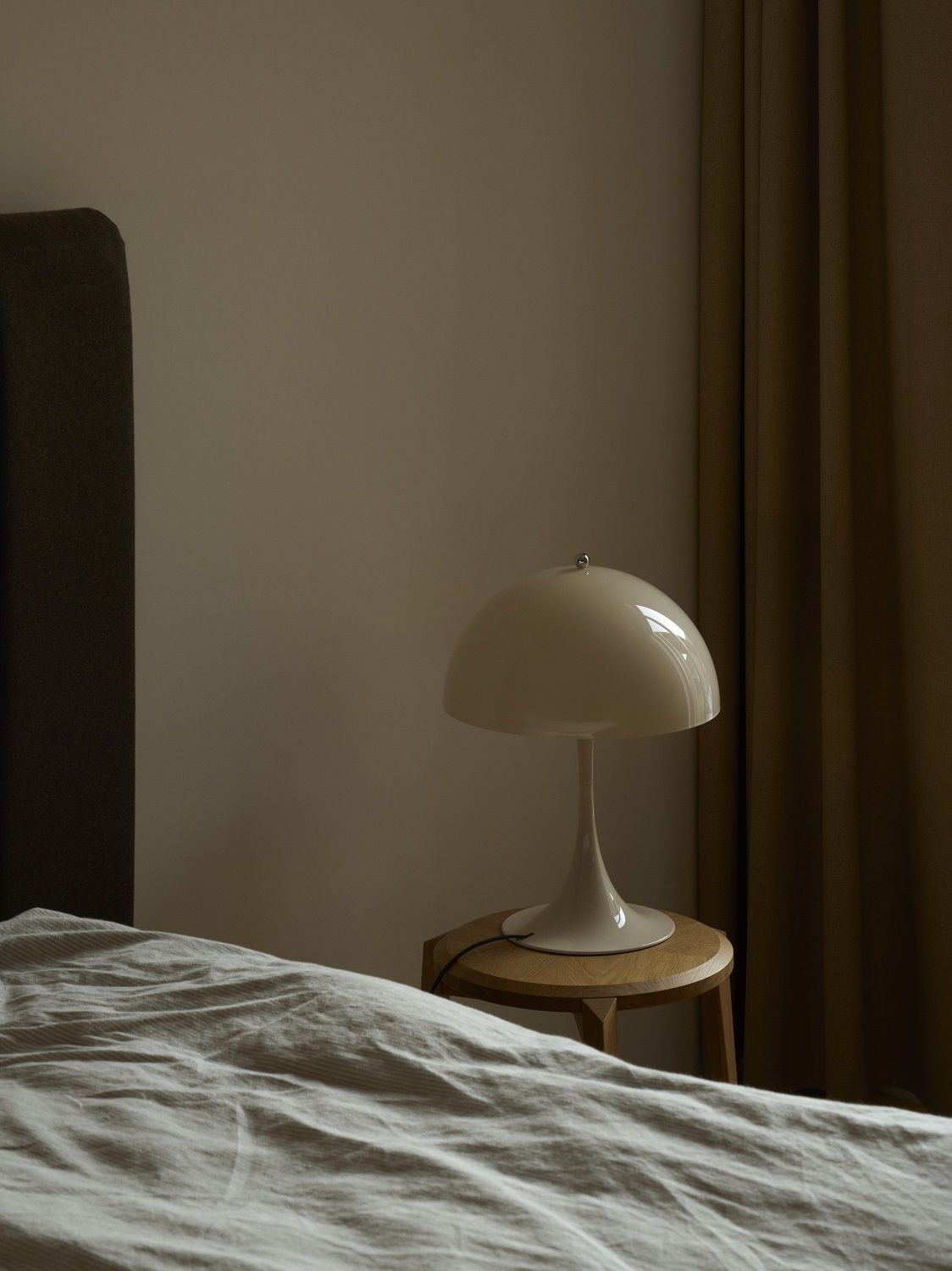 Panthella 320 Table V2 Lampe de table Louis Poulsen