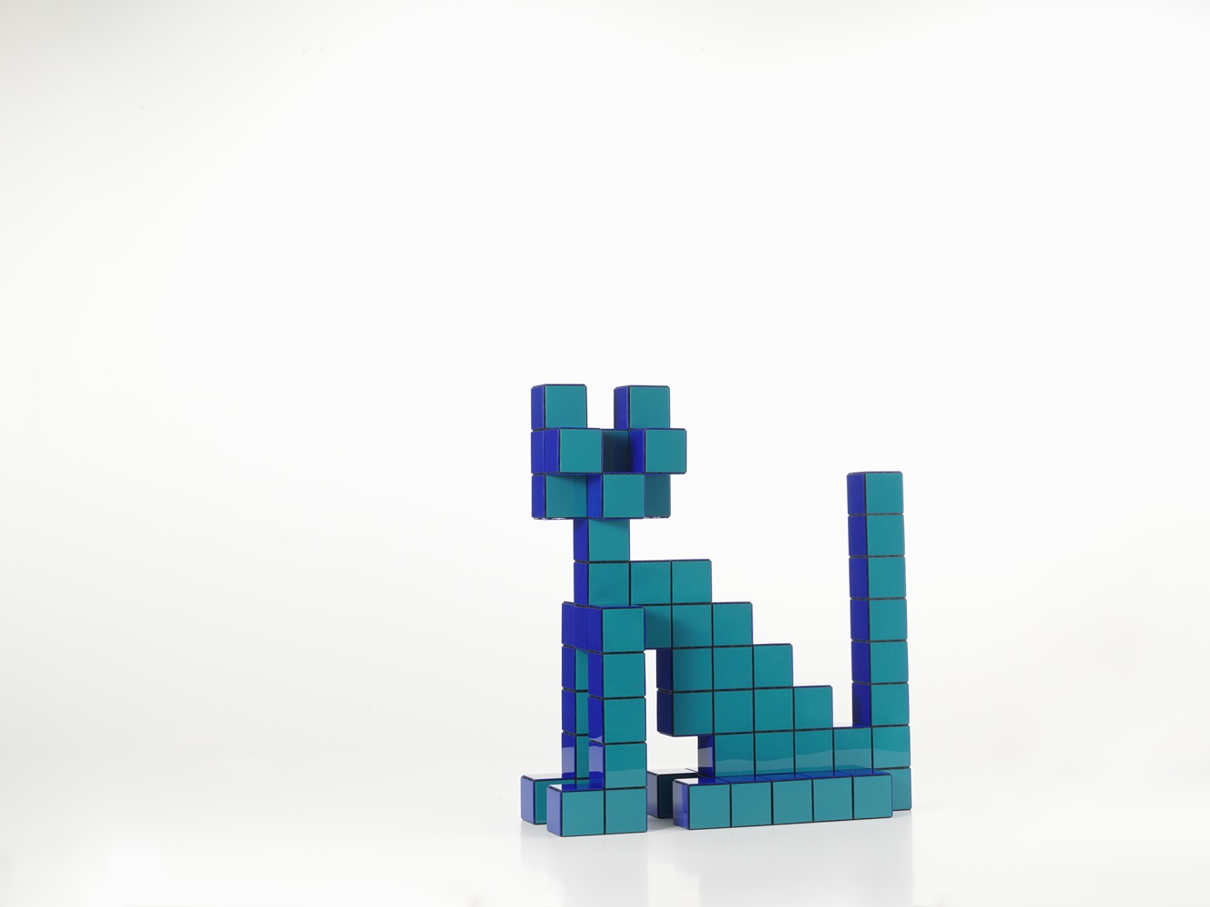 Panton Cubes Cat Duoton Sculpture Vitra