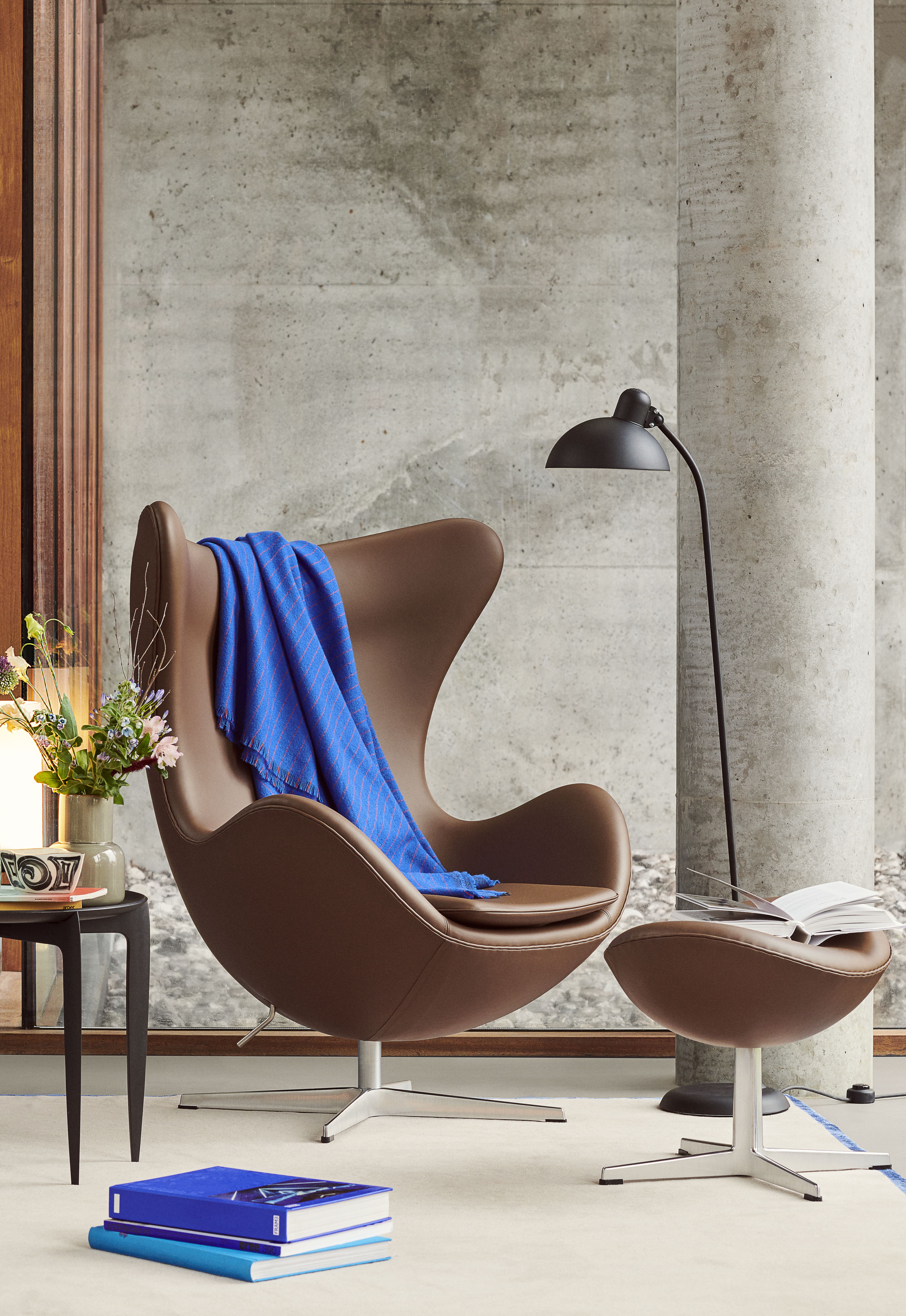 Egg Chair / " L'Oeuf"  Tabouret Fritz Hansen 