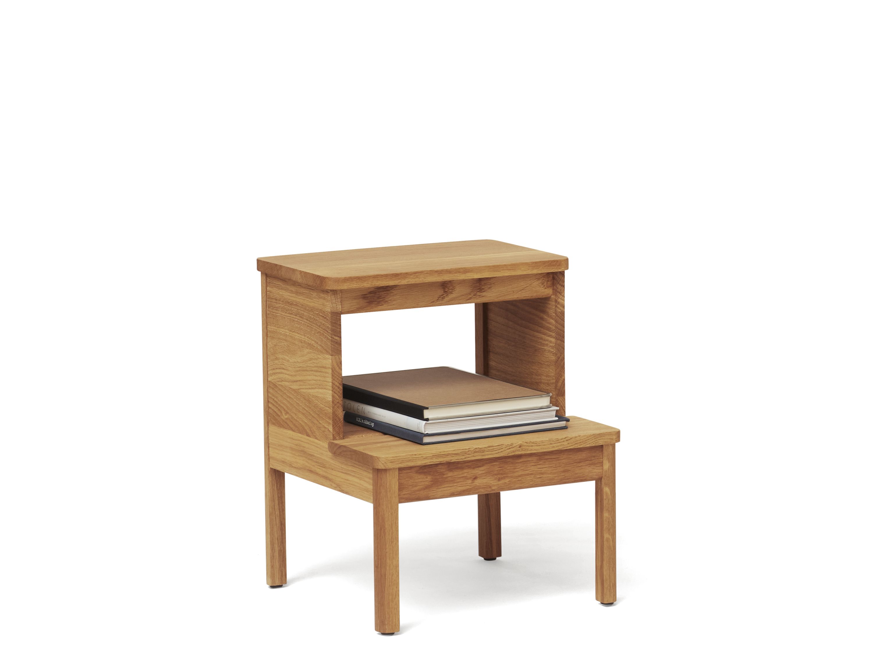 A Line Tabouret marchepied Form & Refine