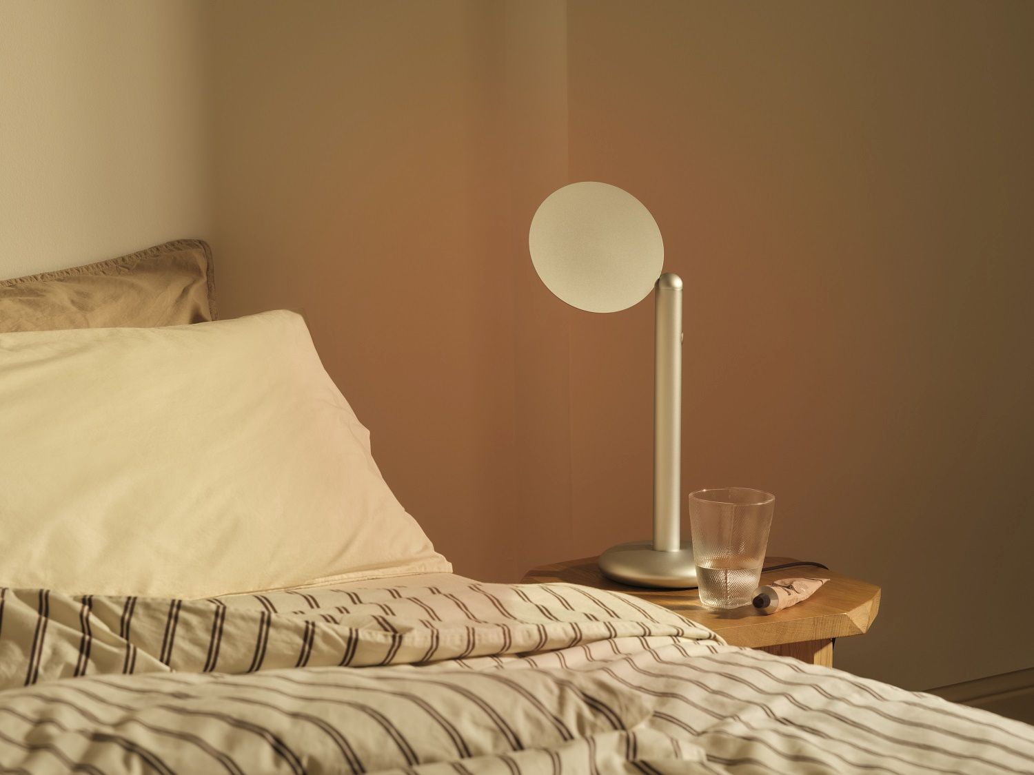 Parrot Table lamp lampe de table Gris