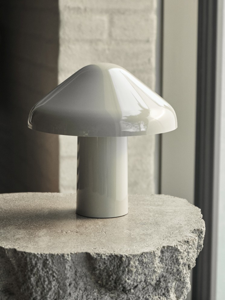 Pao Portable Lamp Lampe de table Hay Soft black