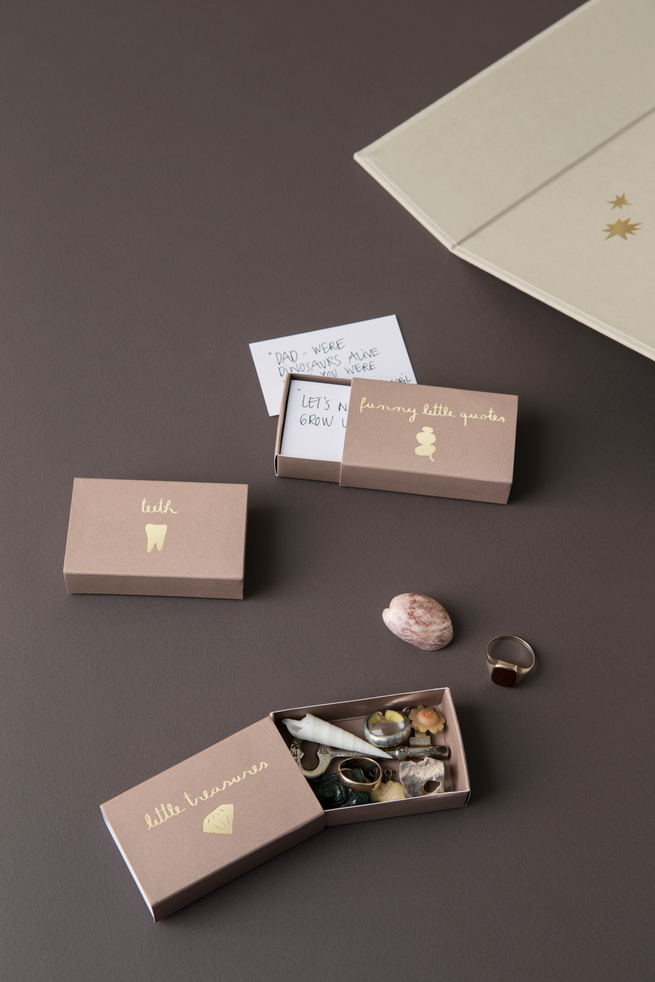 "The Beginning of my life" boîte à souvenirs Ferm Living