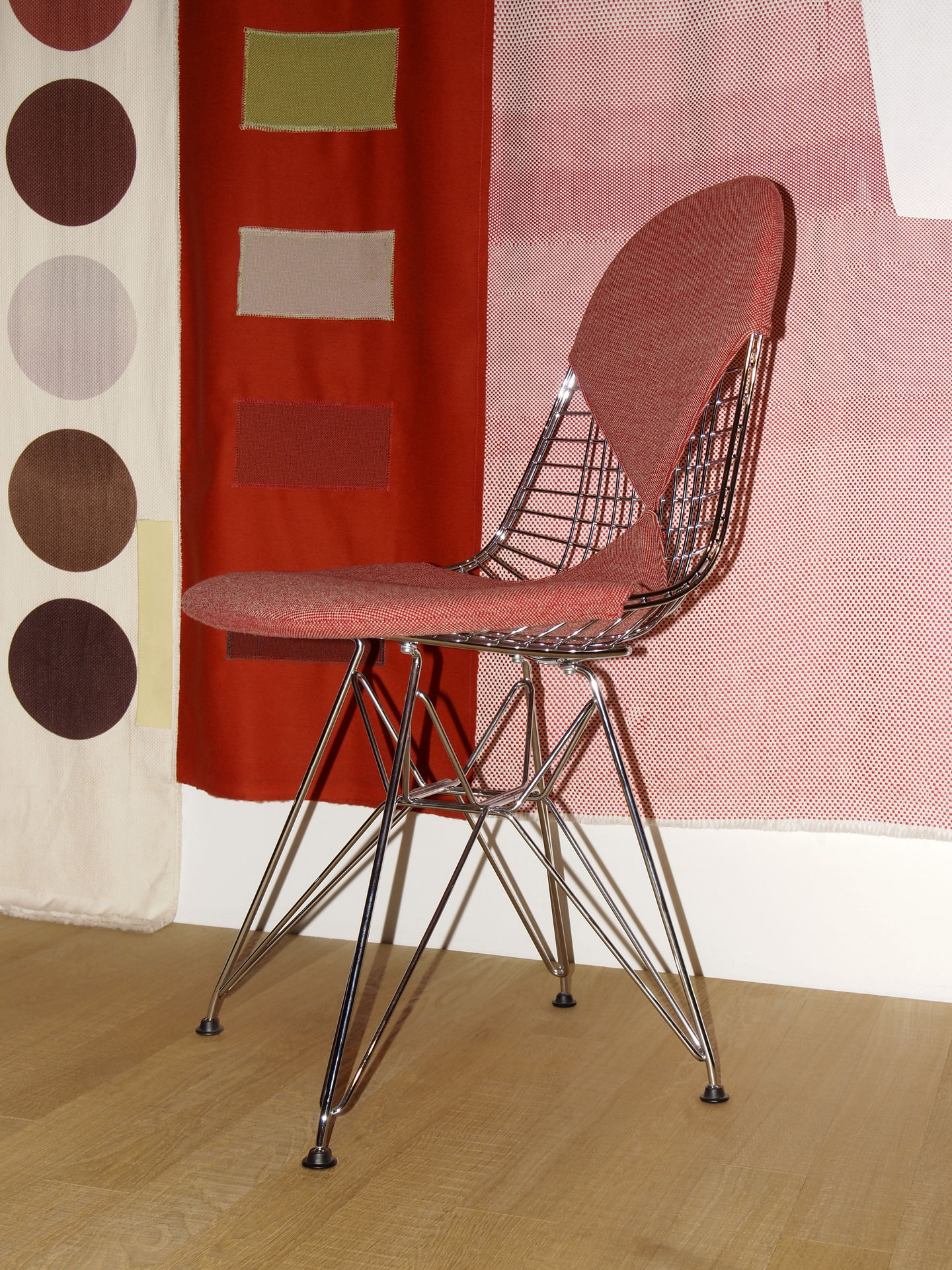 DKR-2 Wire Chair chaise avec assise et dossier rembourrés Vitra