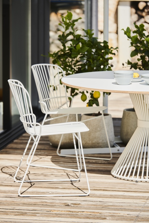 Moro Outdoor Table Jan Kurtz