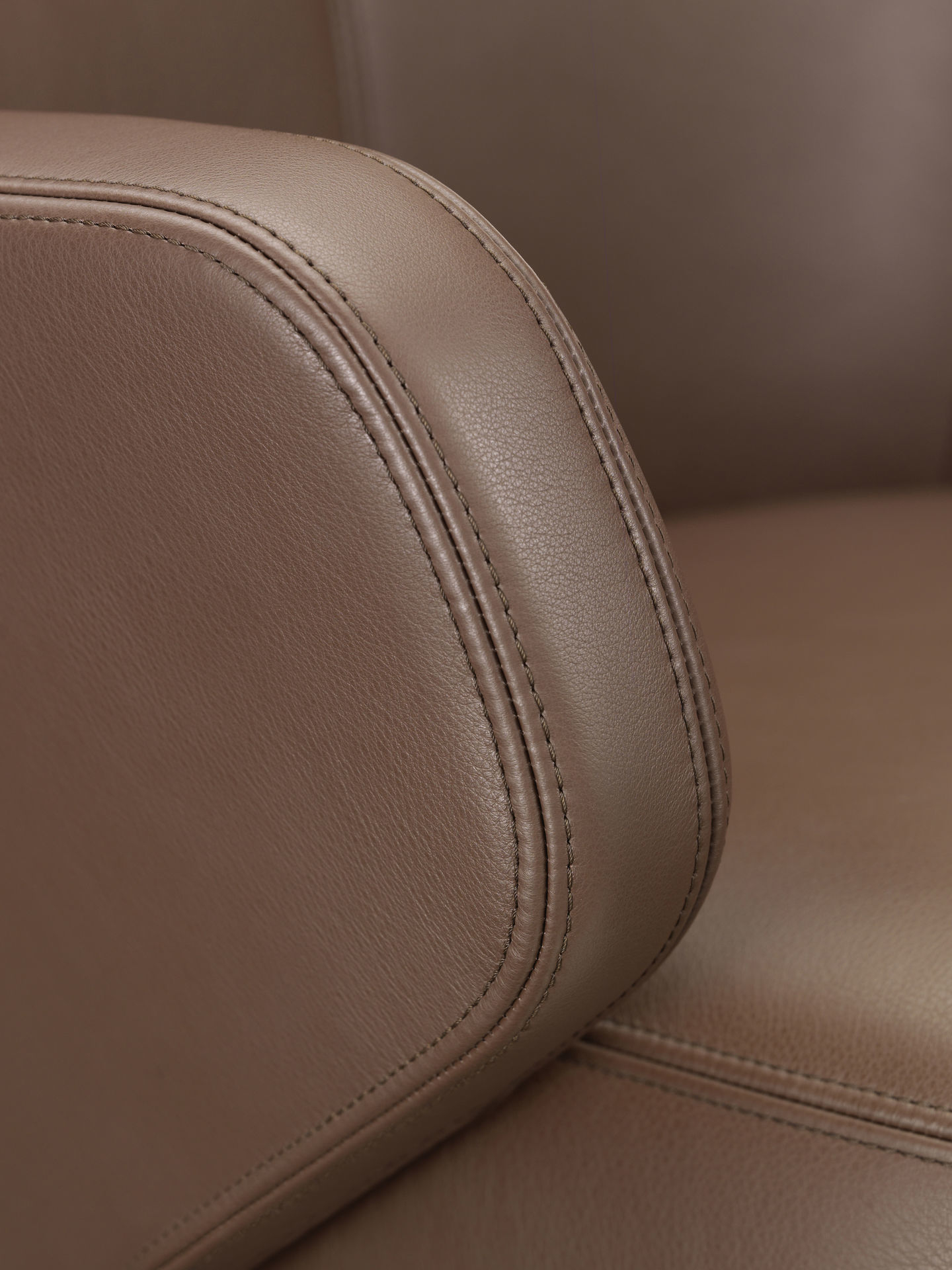Grand Executive Highback Chaise de conférence Vitra