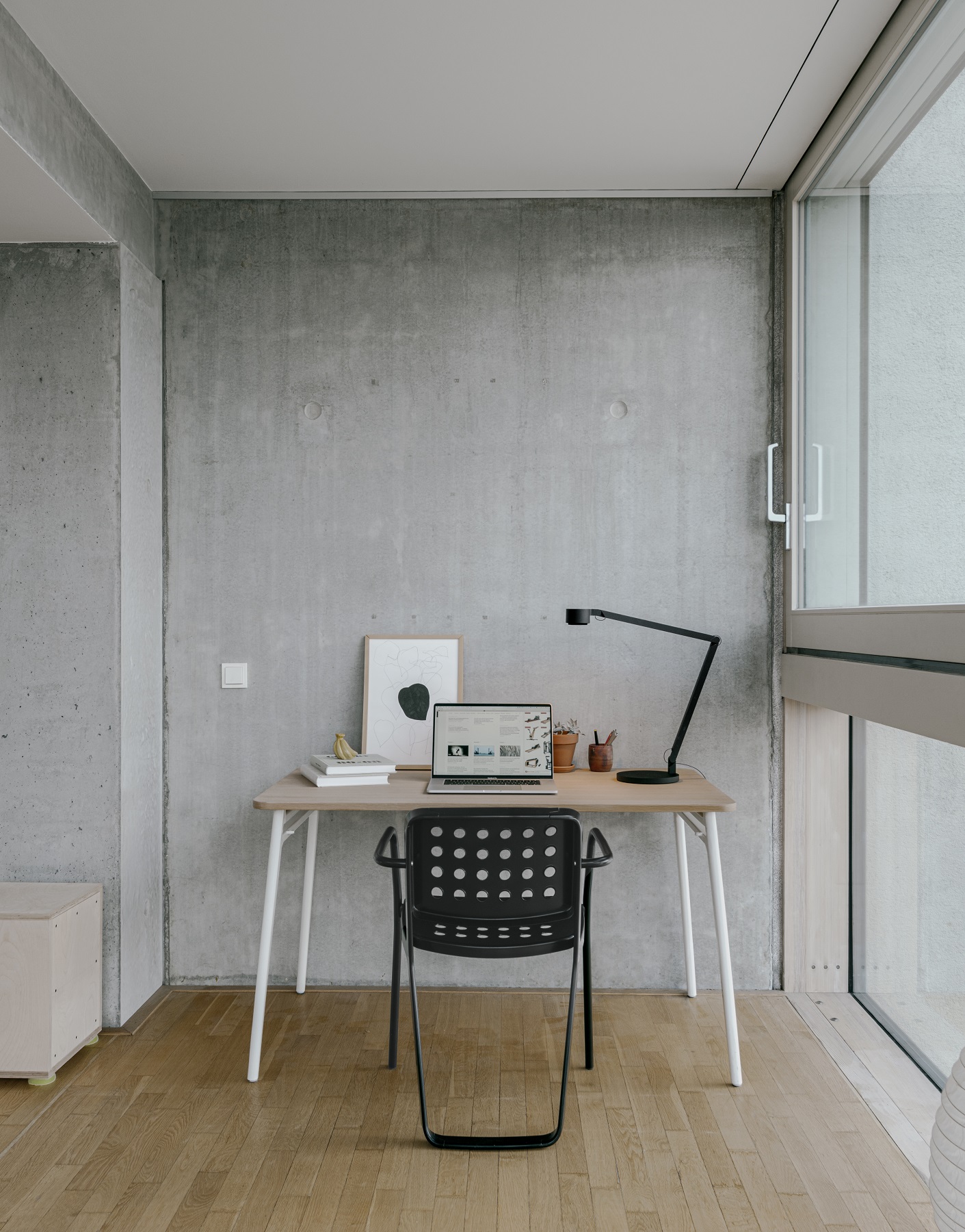 w227 angle alu base lampe de table wästberg