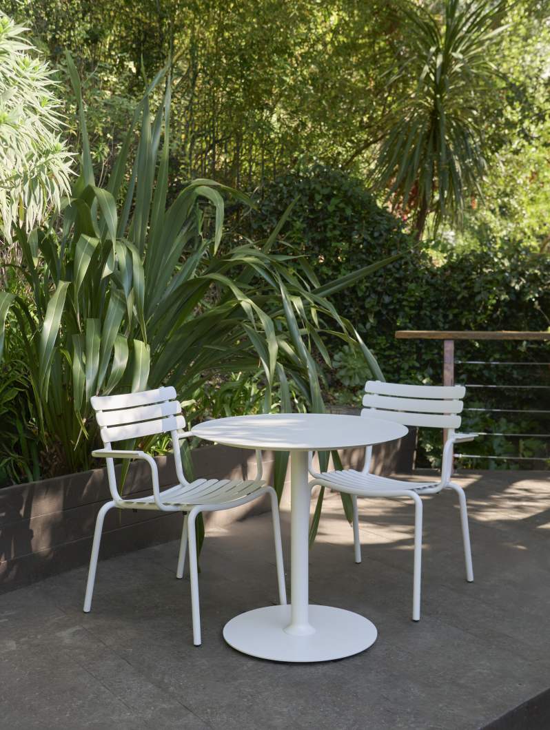 Alua Armrest Dining Chair Chaise à accoudoirs Outdoor Houe 