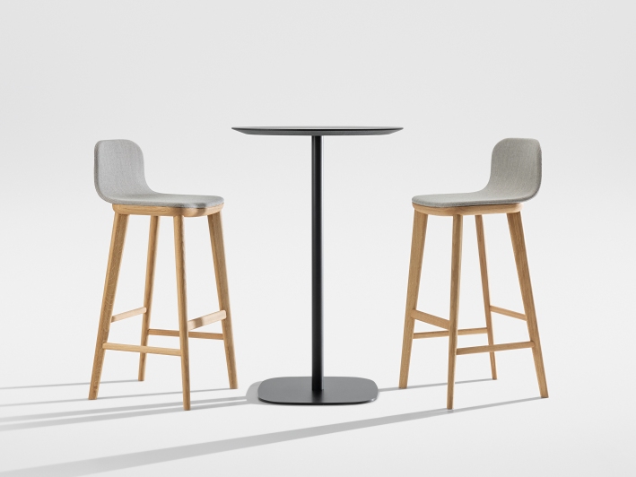 Aeon Barstool Tabouret de bar Entièrement rembourré Zeitraum