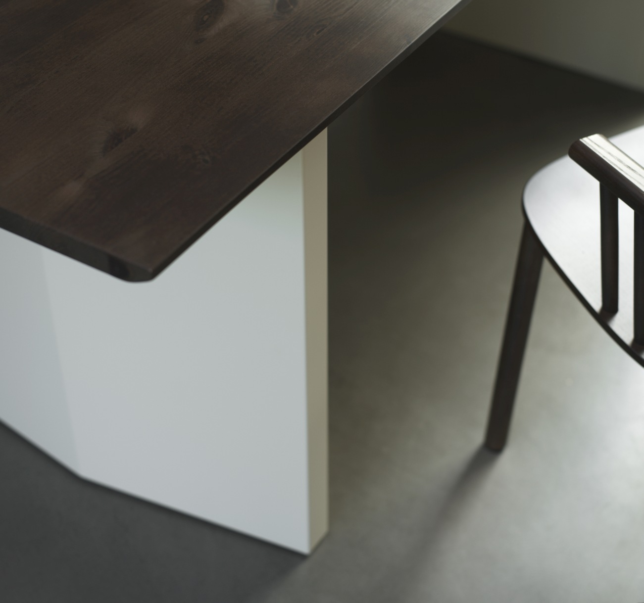 Panel table / table à manger 300x90 cm Normann Copenhagen 