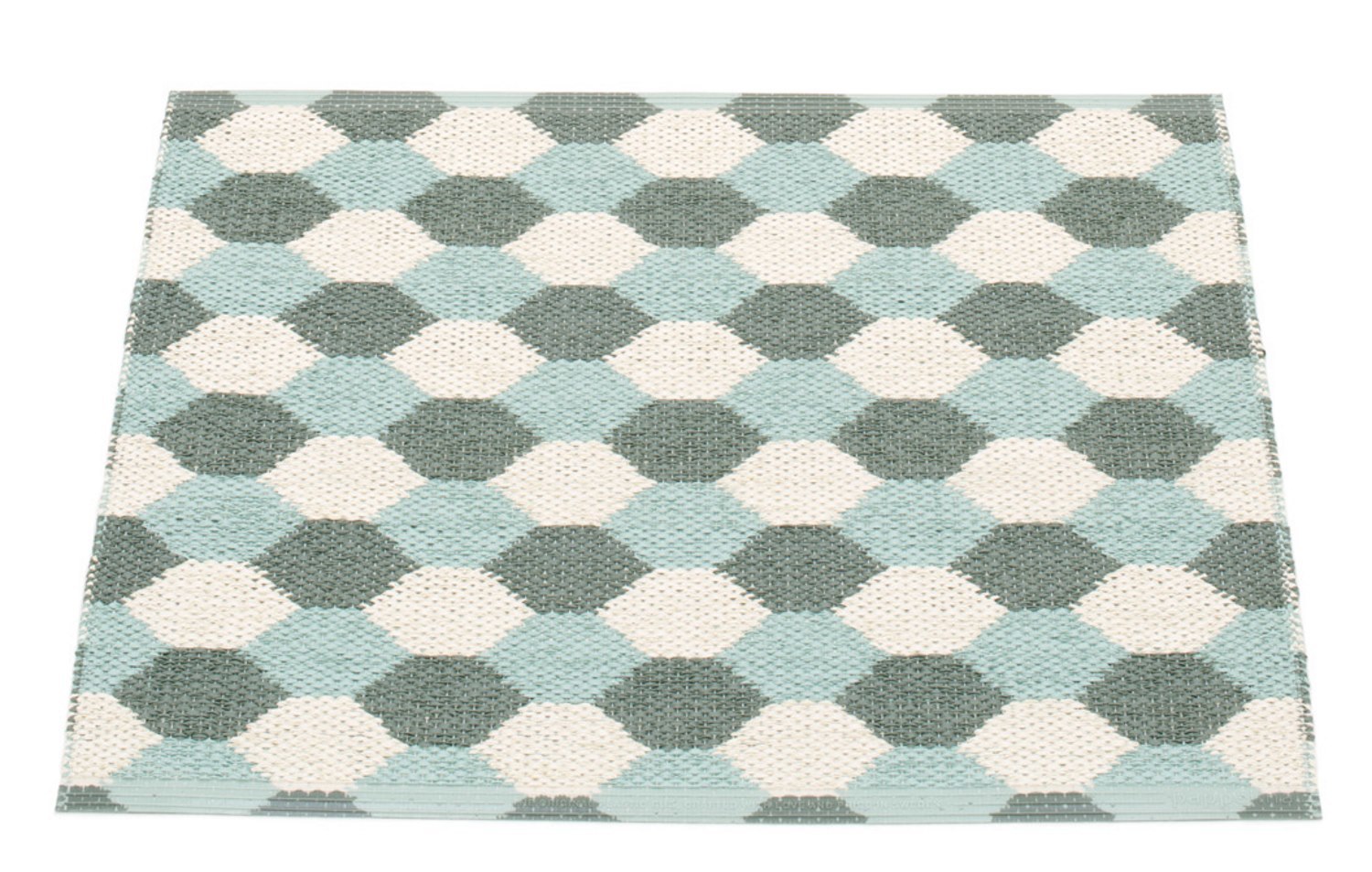 Dana Tapis en plastique 70x60  Armée Pappelina Quadratischer Dana Kunststoffteppich mit geometrischem Rautenmuster in Army, Weiß und Hellblau. Pappelina Teppich.