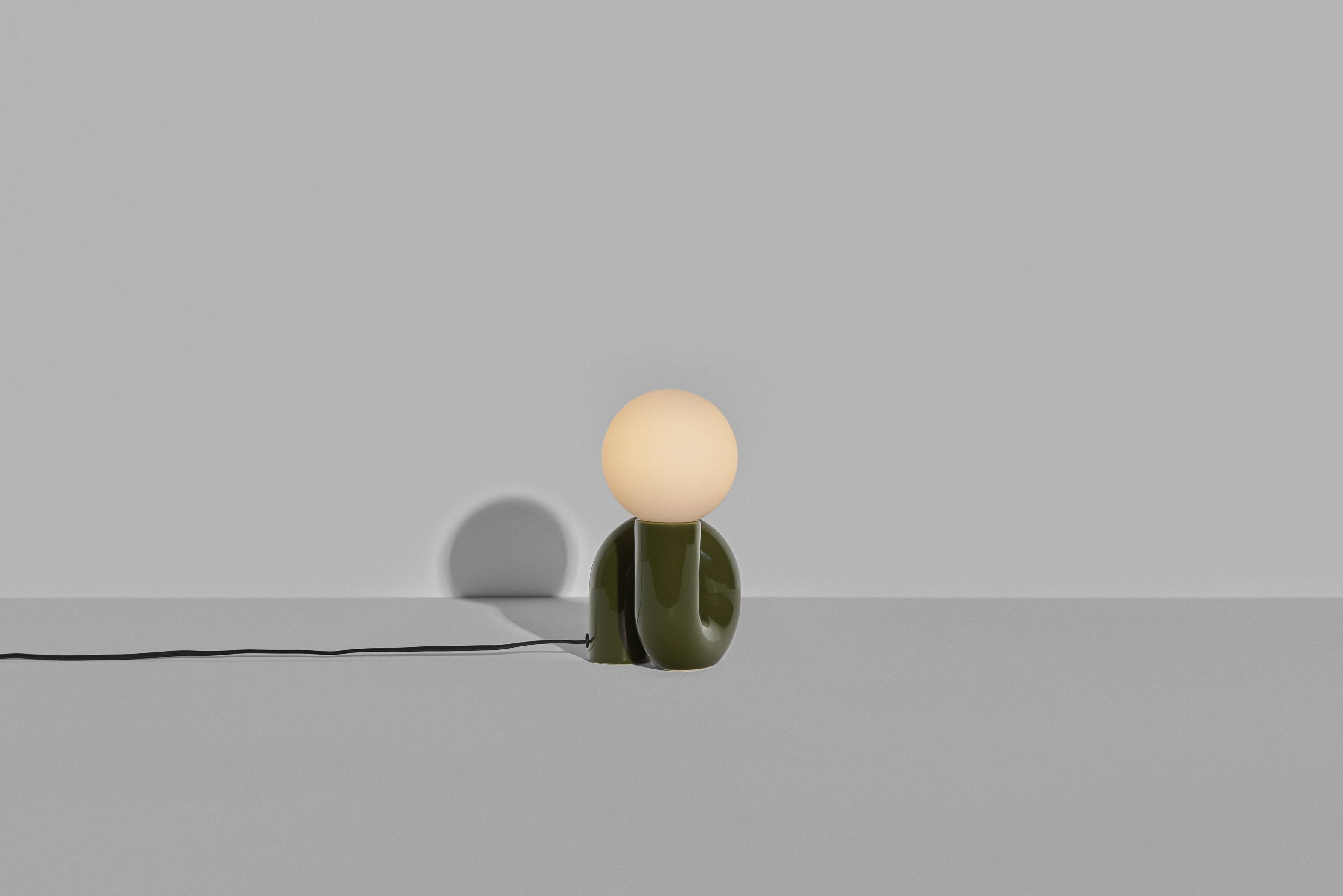 Neotenic Small Table lamp Lampe de table petite Petite Friture