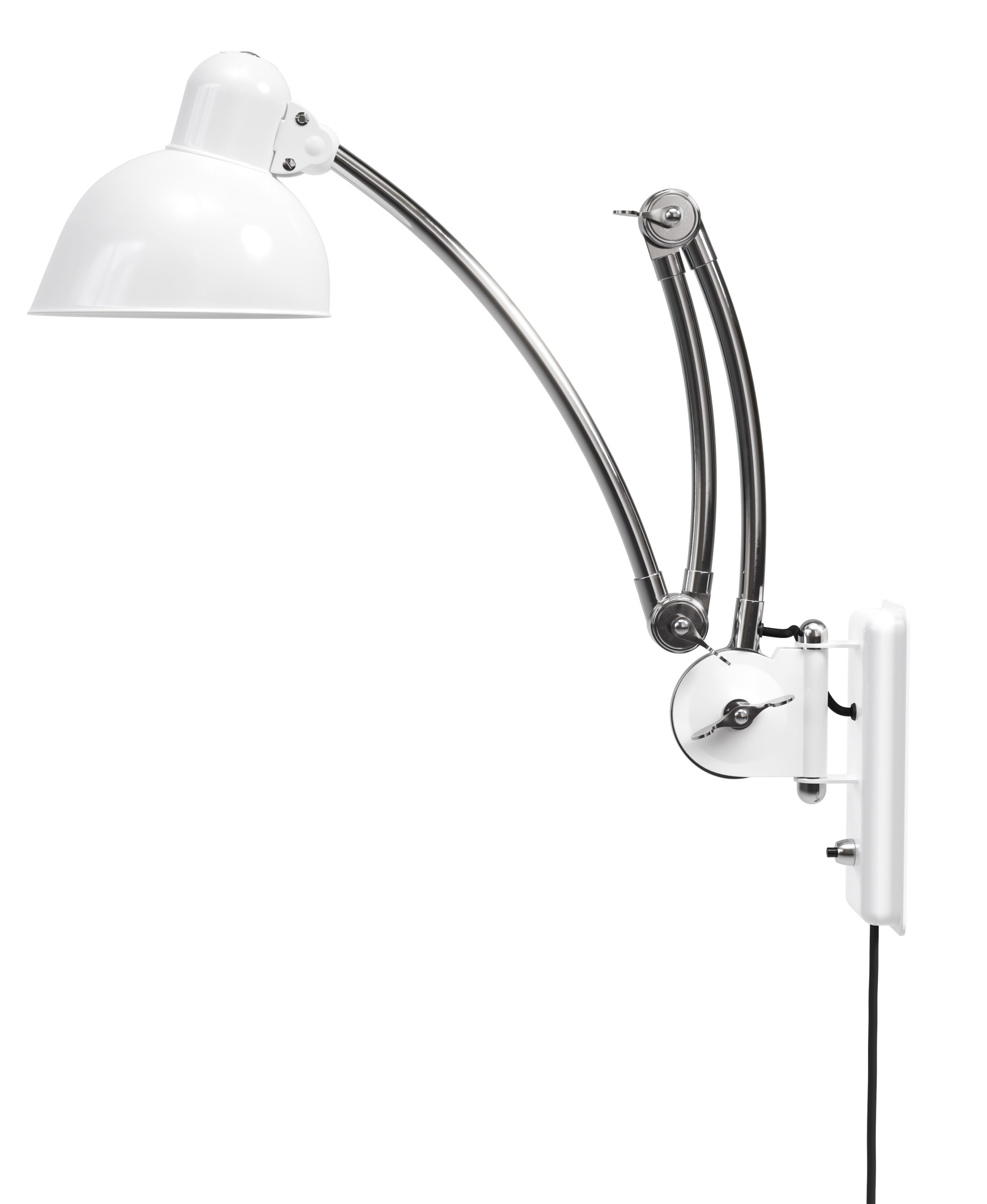 Weiße Kaiser idell Wandleuchte mit Chrom-Arm, Designklassiker für stilvolle Beleuchtung im Wohnraum.