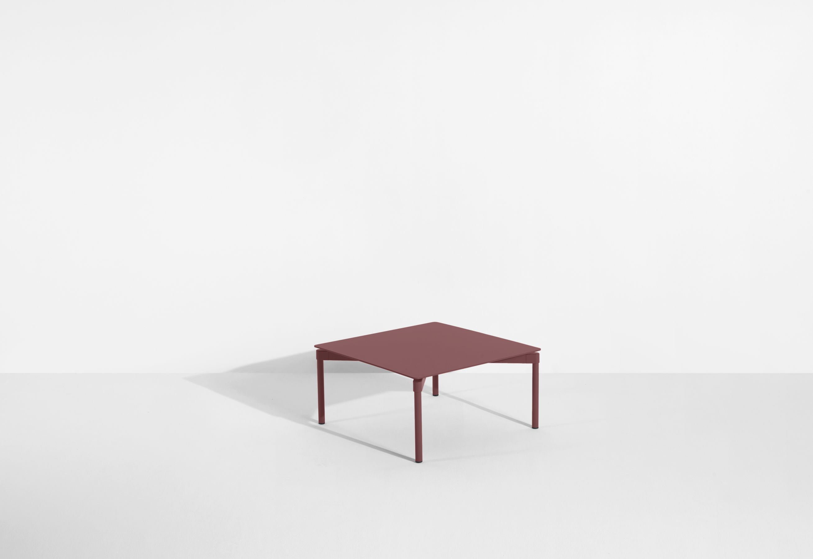 Fromme Coffee Table Table basse Petite Friture Marron rouge Fromme Coffee Table Table basse Petite Friture Marron rouge