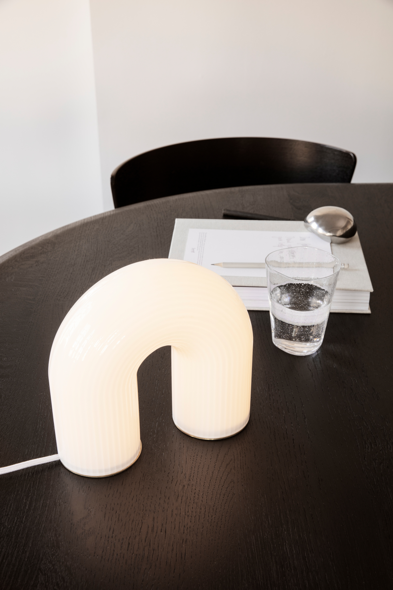 Vuelta lampe de table Ferm Living