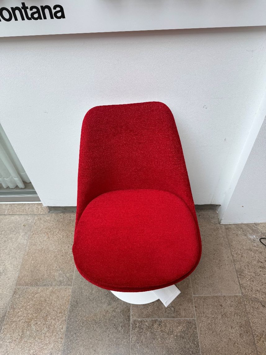 Fauteuil Tulipe fauteuil pivotant entièrement rembourré Knoll International PIÈCE D'EXPOSITION