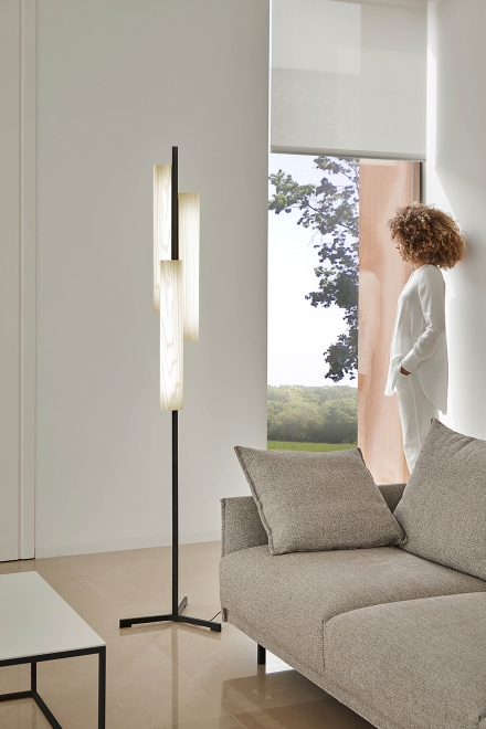 Black Note Triplet Floor LED Lampes sur pied LZF Lamps