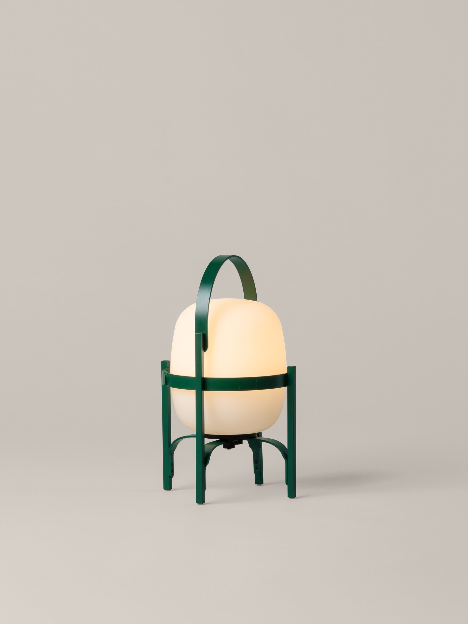 Cestita Alubat Lampe de table English Green Santa & Cole