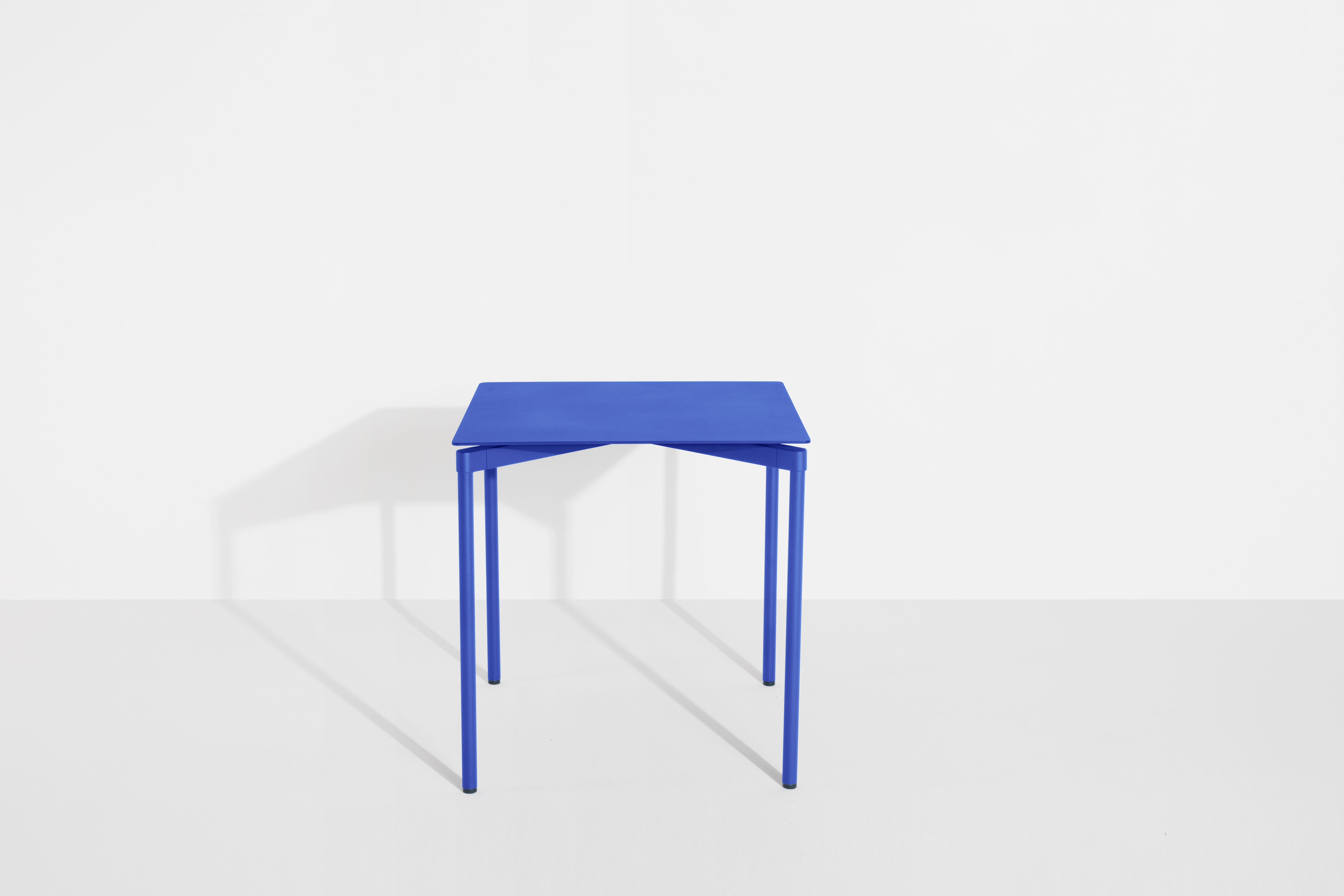 Fromme Dining Table Square Table de salle à manger carrée Petite Friture Bleu Fromme Dining Table Square Table de salle à manger carrée Petite Friture Bleu