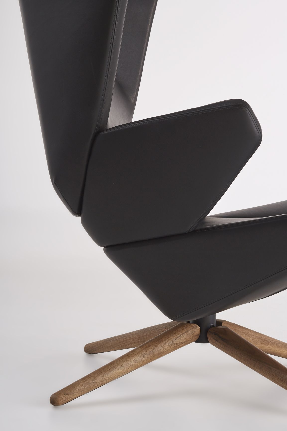 Trifidae Lounge Fauteuil Prostoria Trifidae Lounge Fauteuil Prostoria