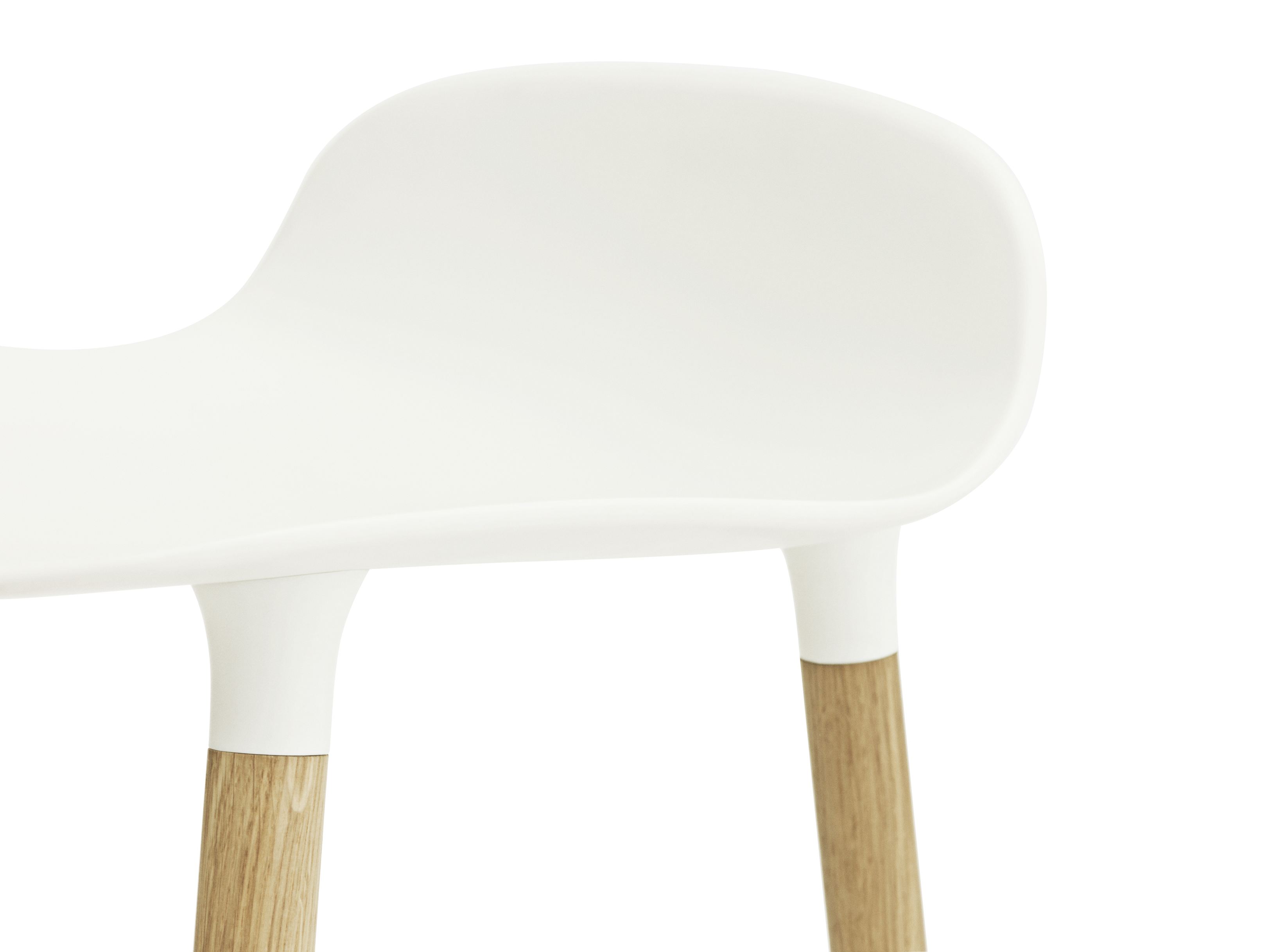 Form Barstool tabouret de bar H 65 cm Bois Normann Copenhagen