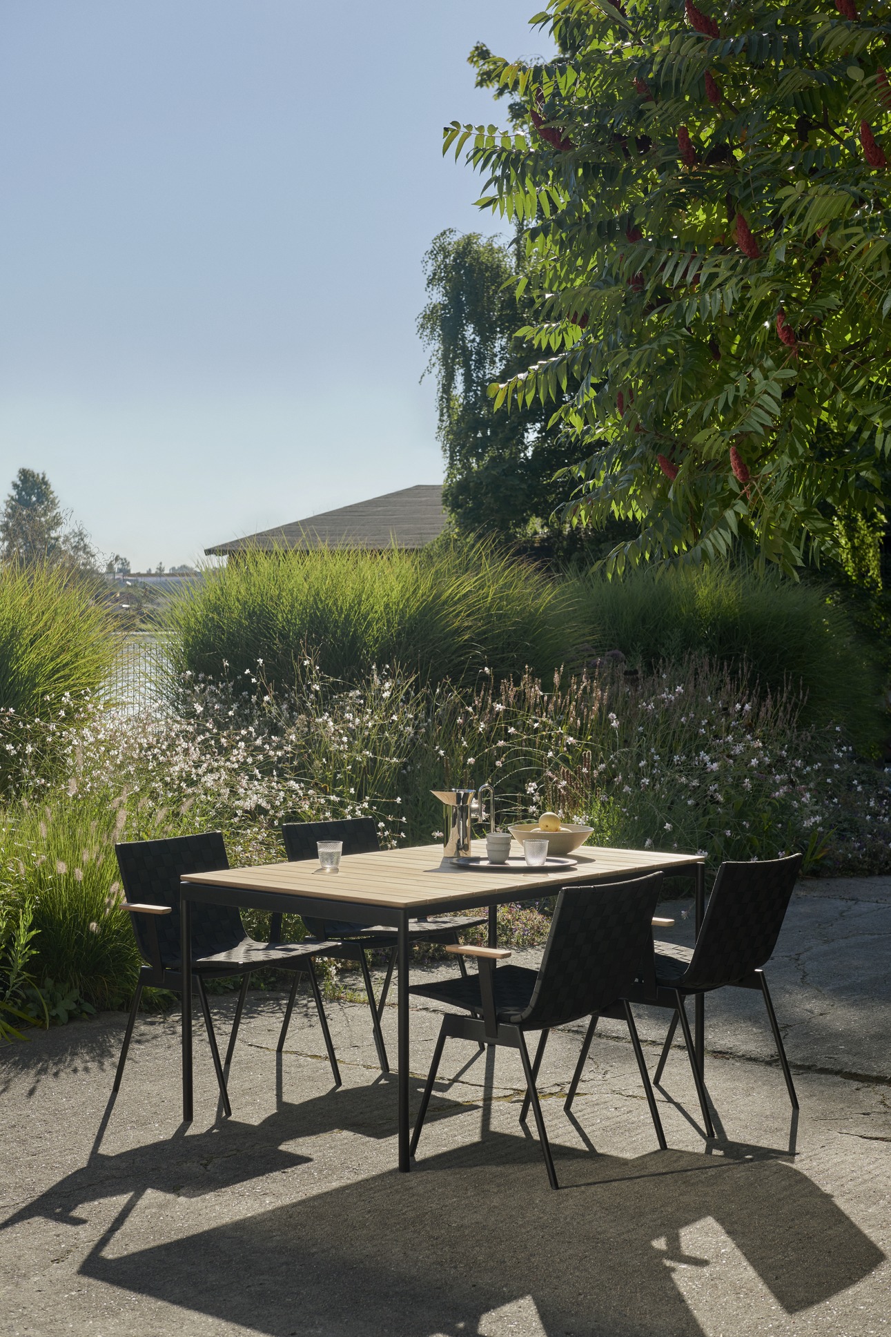 Ville AV25 Outdoor Table Table AndTradition 