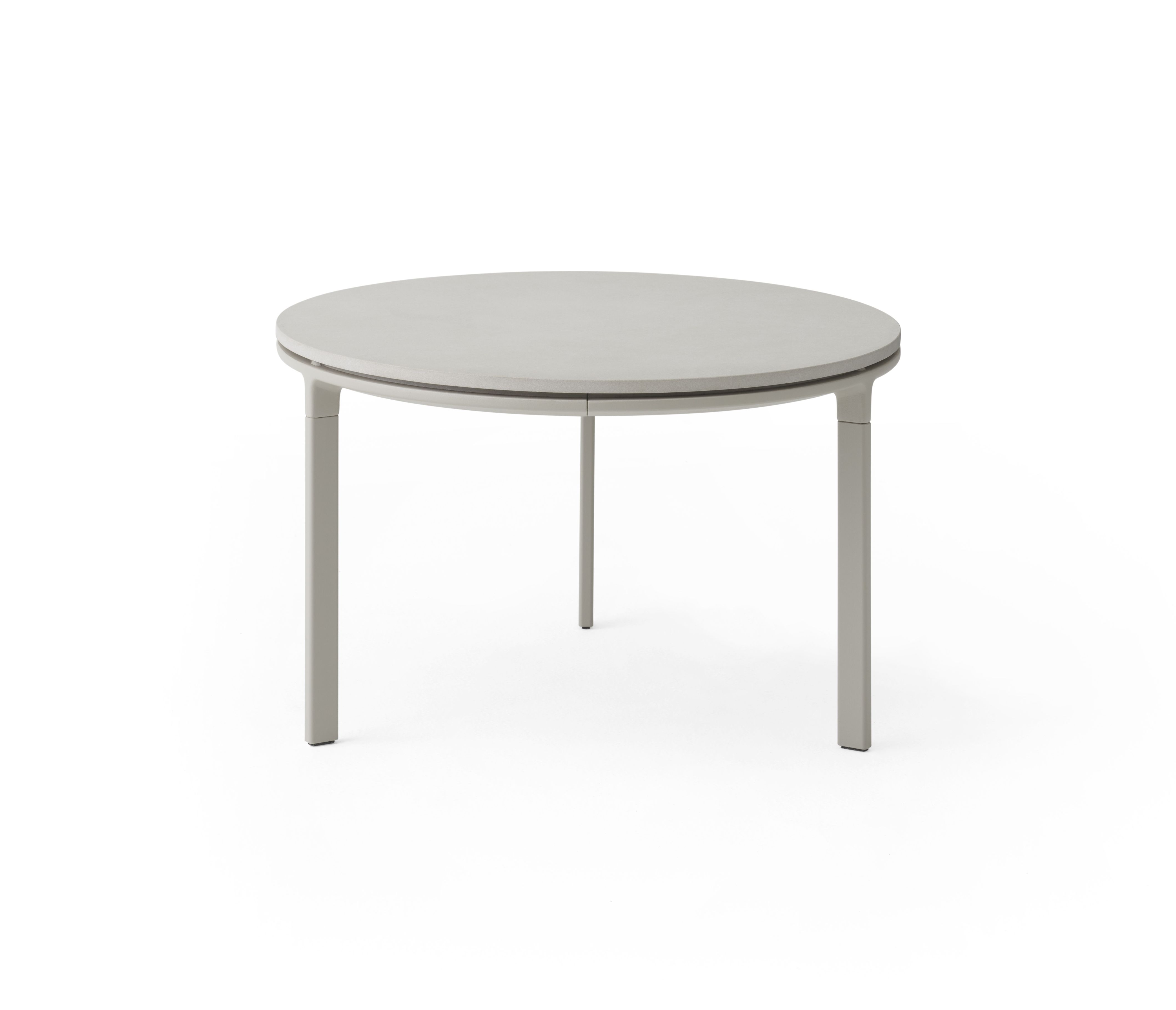 Open-Air Outdoor Coffee Table Ø60 Vipp