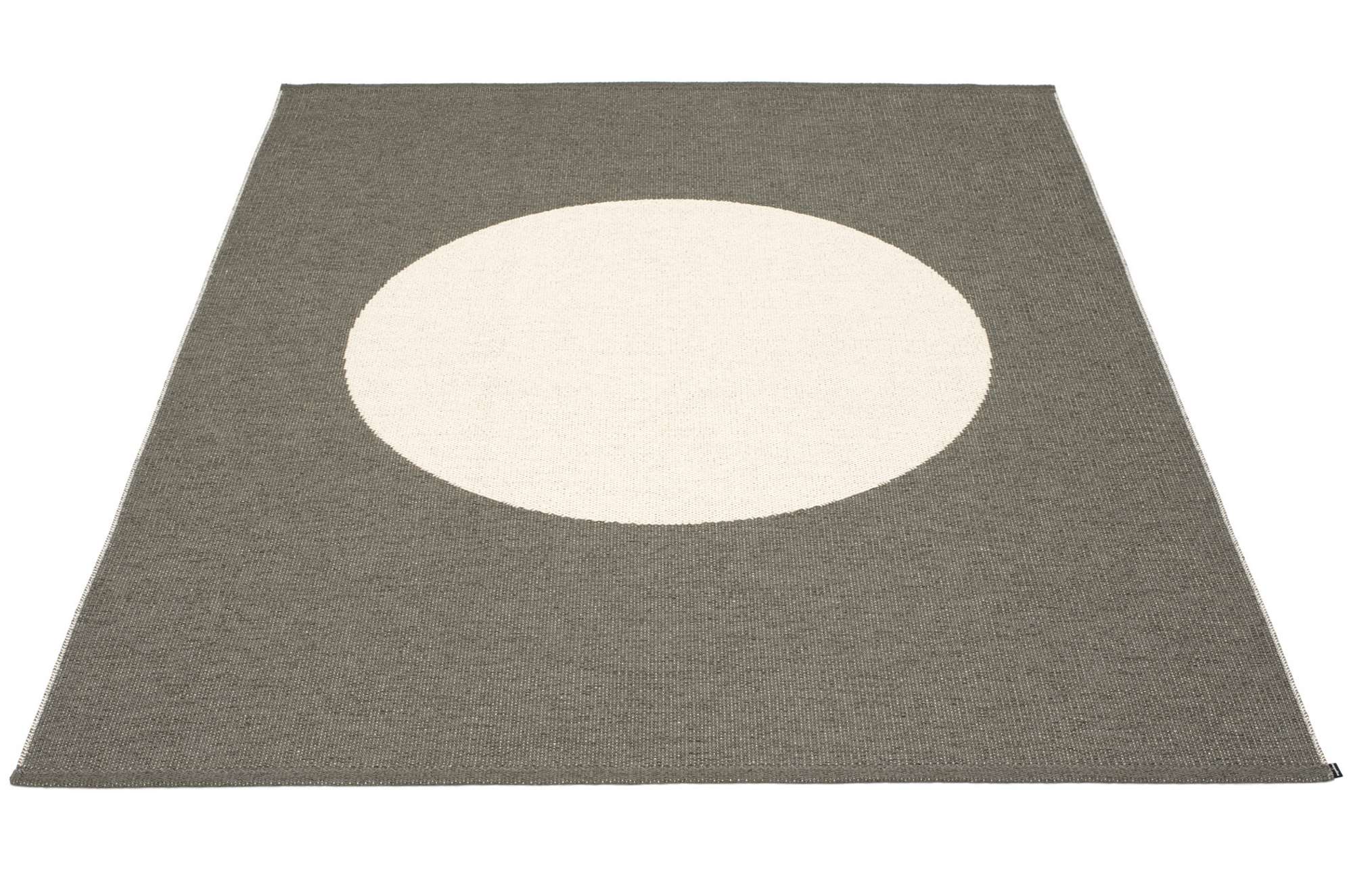 Vera One tapis en plastique grand Pappelina