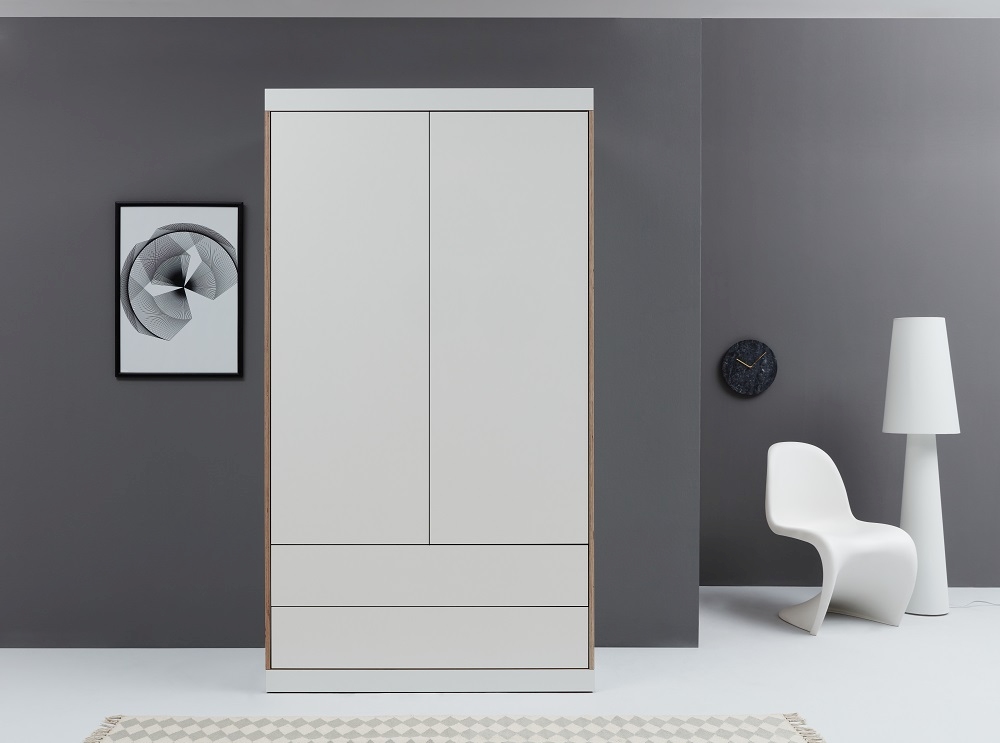Plane Garde-robe avec 2 portes et 2 tiroirs Müller Möbelwerkstätten​