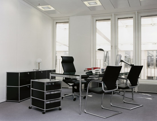 USM Haller Table 150 x 75 cm perle gris QUICK SHIP