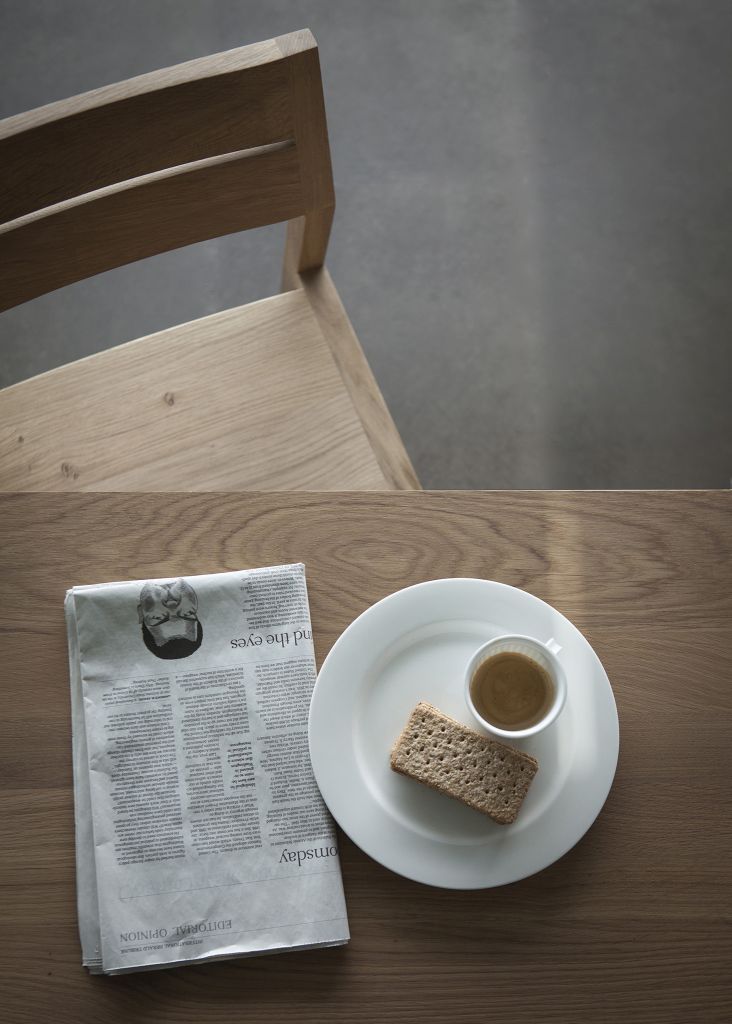 Slice table en chêne Ethnicraft