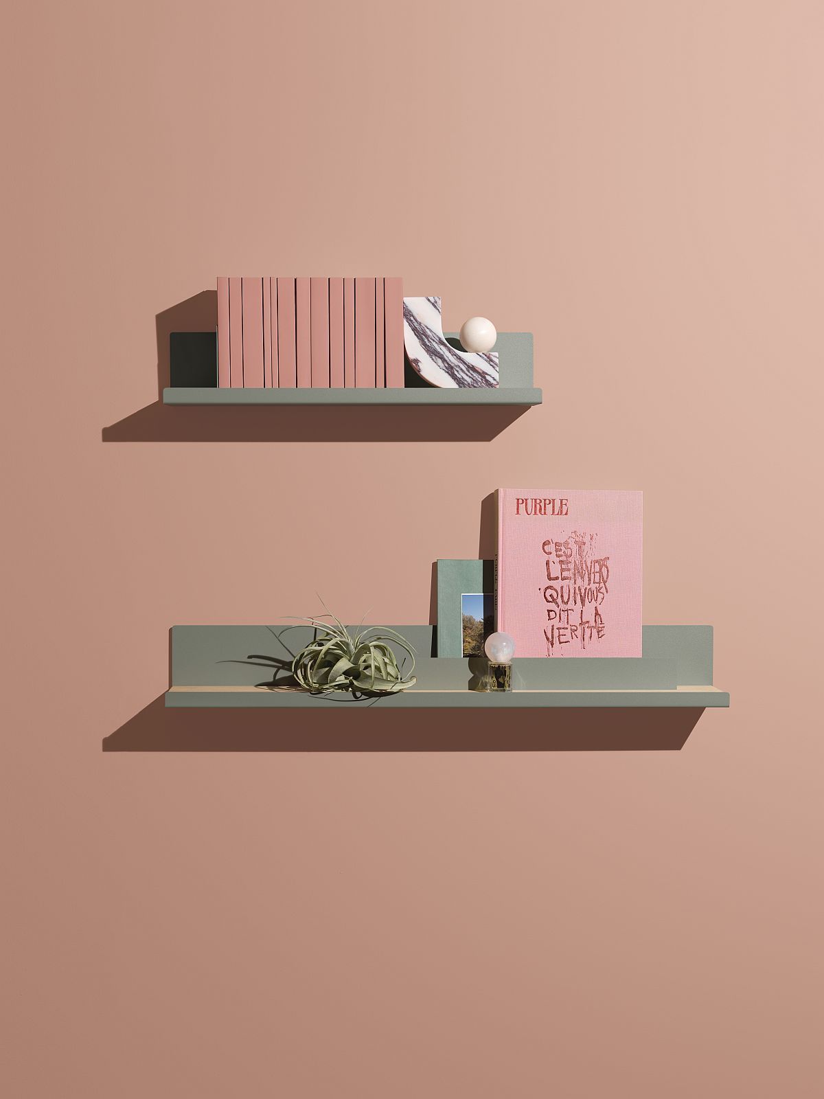 Edit Shelf Étagère Mizetto QUICK SHIP