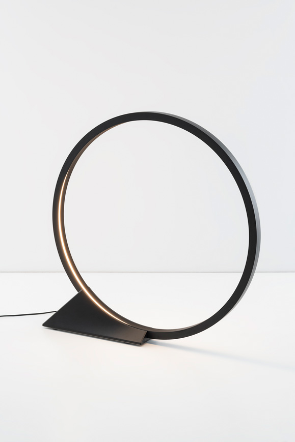 O Floor Lampadaire d'intérieur LED Artemide