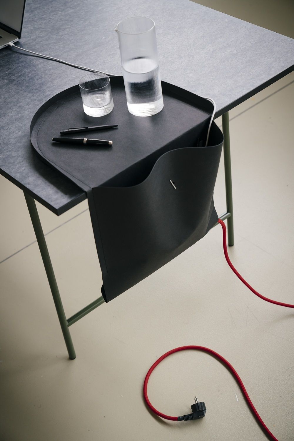 Salto Meuble en papier / Organizer Richard Lampert